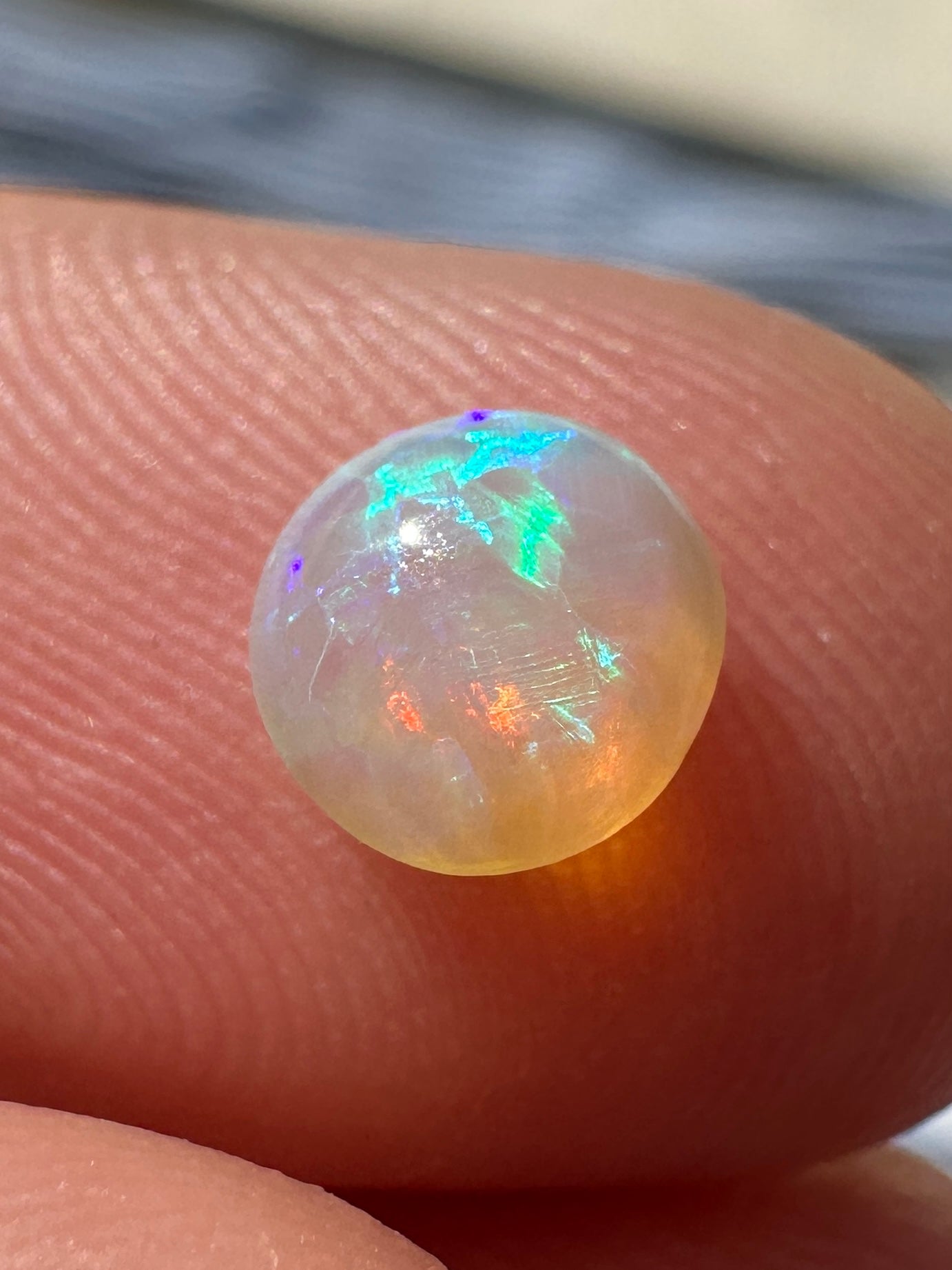 Australian lightning ridge Crystal Opal multicolored unset pendant or ring 0.52 cts