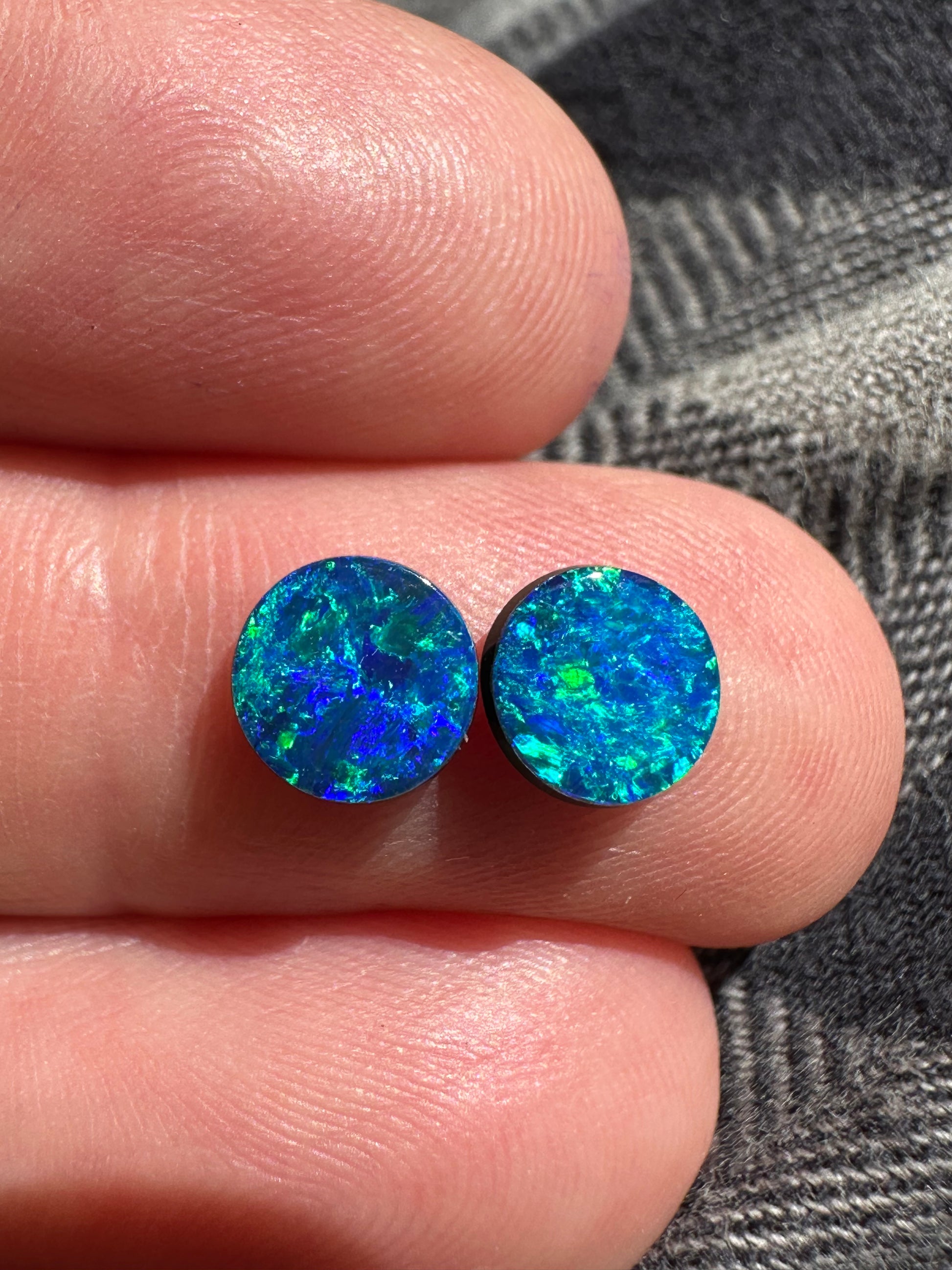 Australian lightning ridge doublet Opal pair multicolored unset pendant or earrings 1.405 cts
