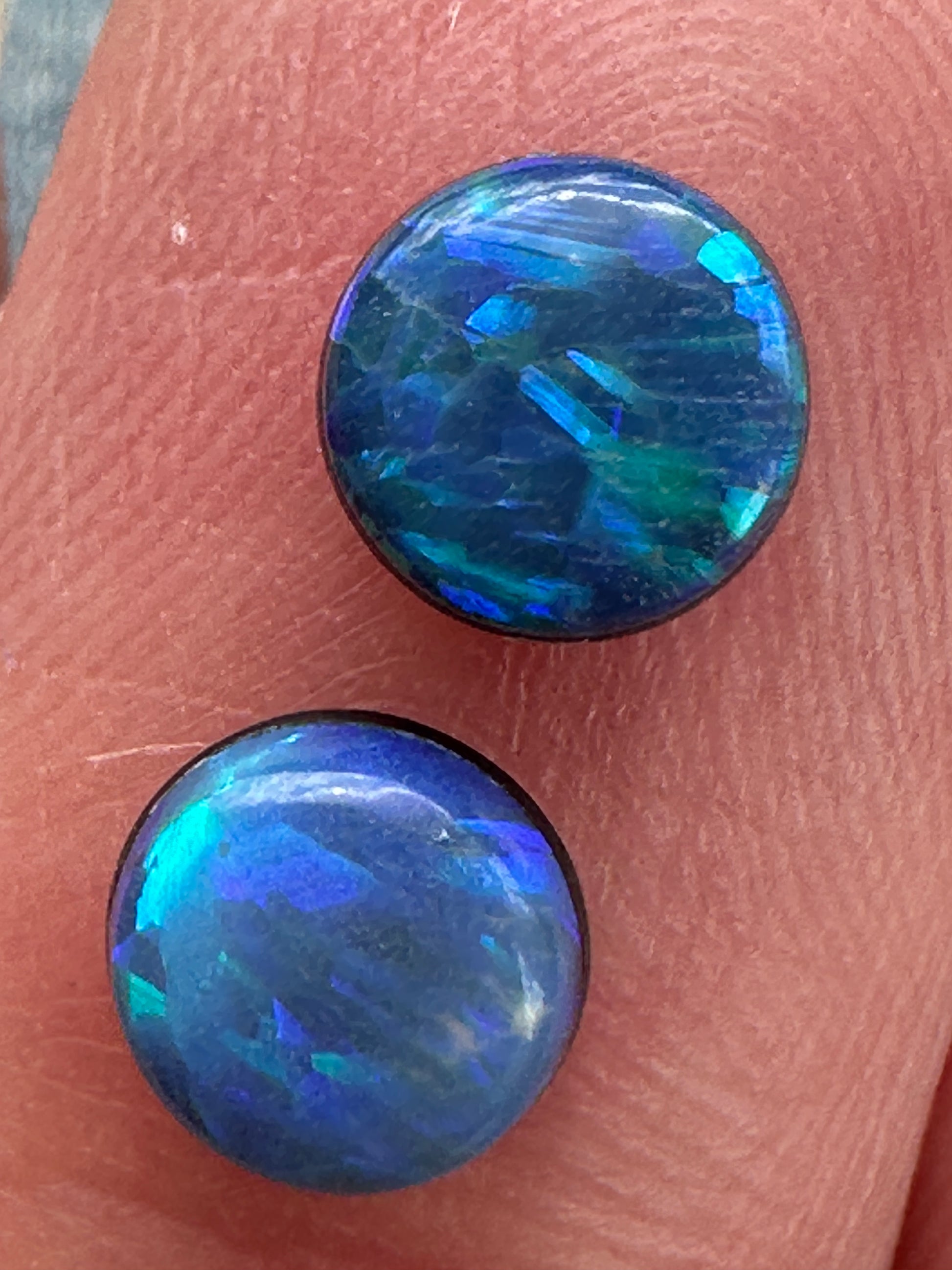 Australian lightning ridge doublet Opal pair multicolored unset pendant or earrings 1.365 cts