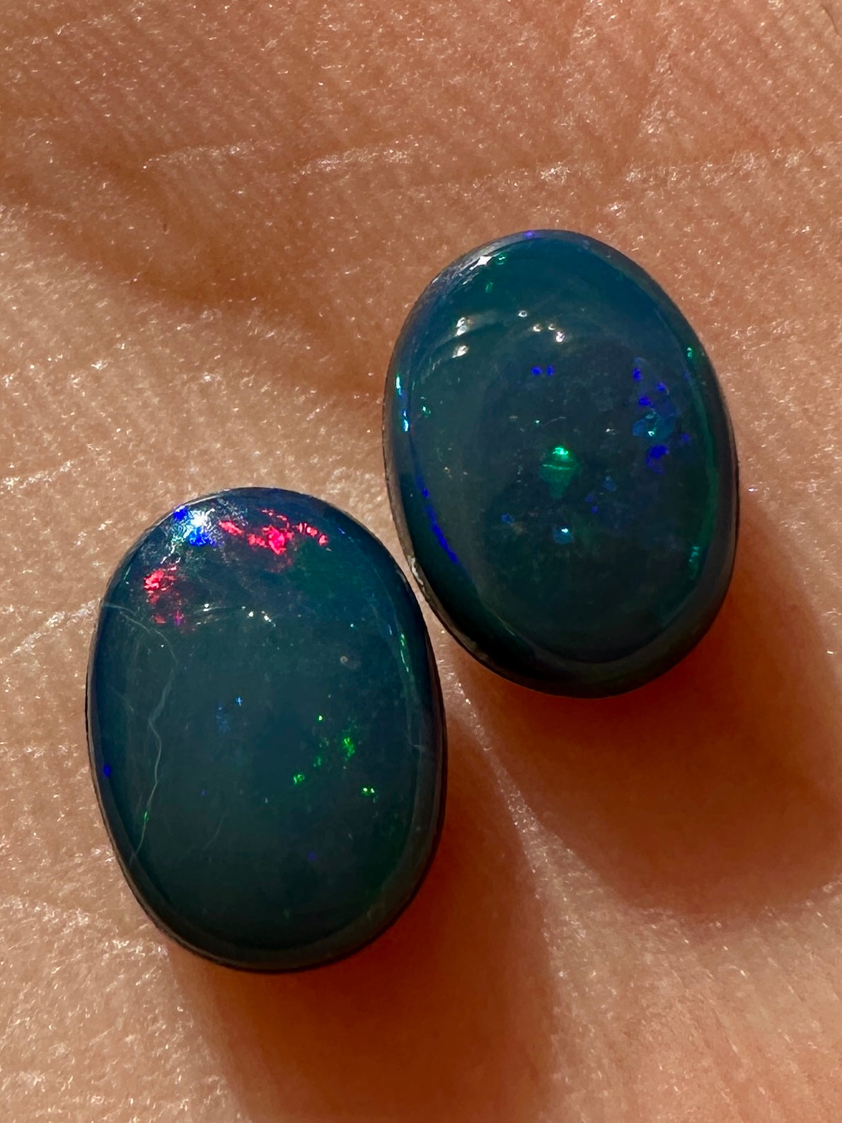 australian-lightning-ridge-doublet-opal-multicolored-unset-pendant-earring-D114-1.25-cts-1