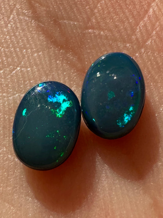 australian-lightning-ridge-doublet-opal-multicolored-unset-pendant-earring-D114-1.25-cts-1