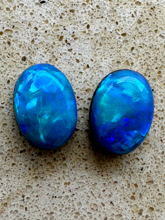 Australian lightning ridge doublet Opal pair multicolored unset pendant or earrings 1.515 cts