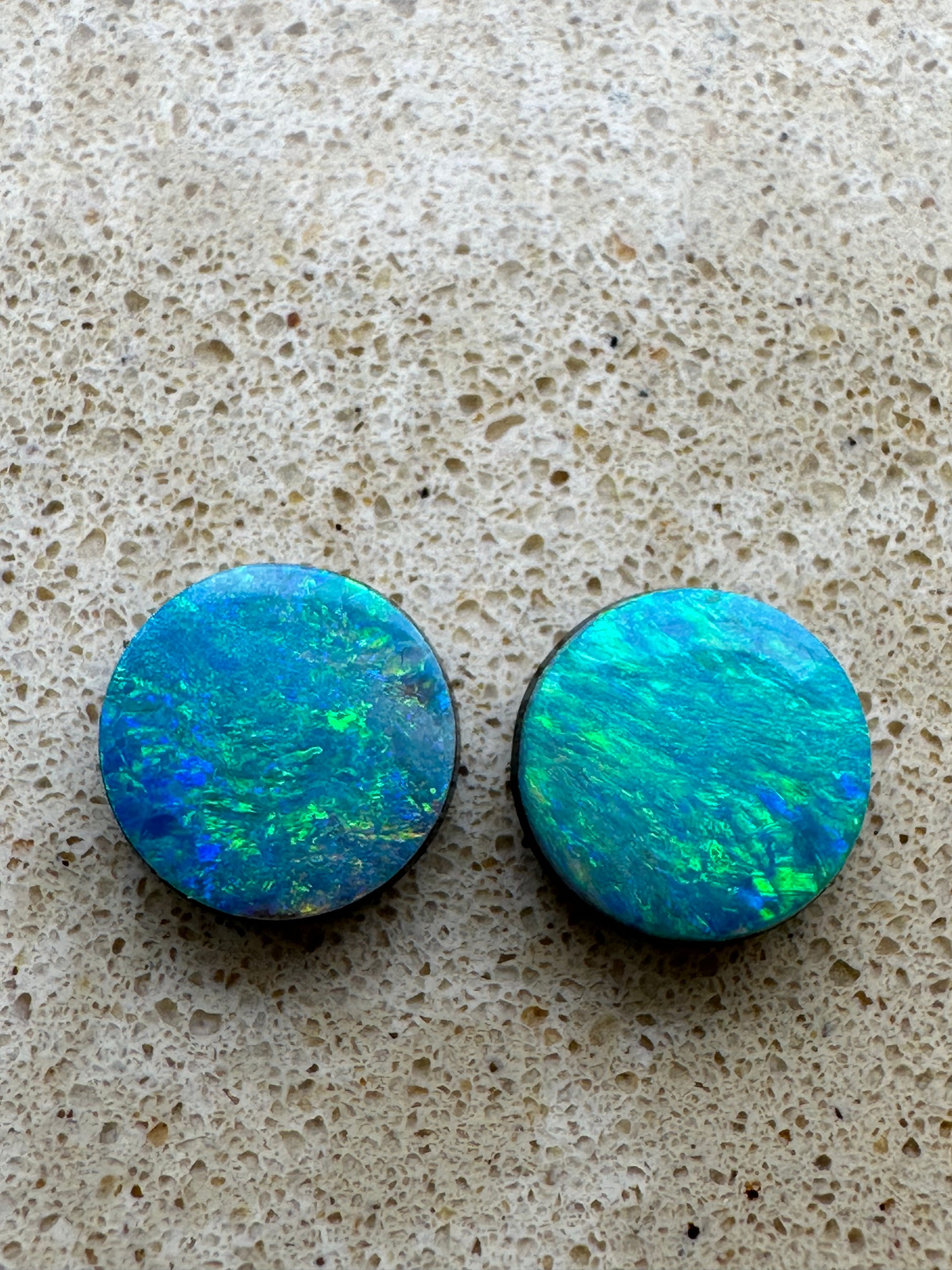 Australian lightning ridge doublet Opal pair multicolored unset pendant or earrings 1.565 cts