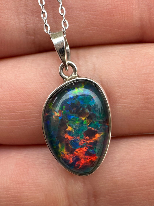 Coober Pedy triplet opal pendant - Australian natural Opal triplet set in sterling silver 11 cts
