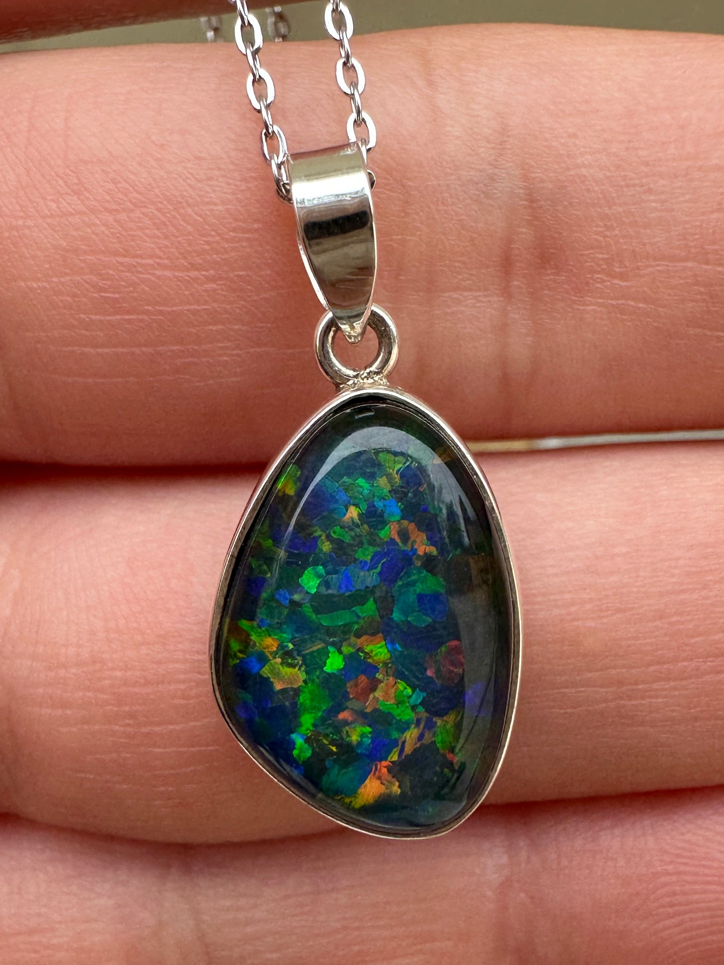Coober Pedy triplet opal pendant - Australian natural Opal triplet set in sterling silver 11.50 cts