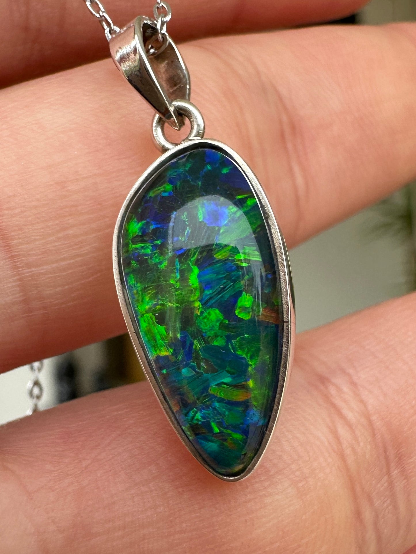 Coober Pedy triplet opal pendant - Australian natural Opal triplet set in sterling silver 10 cts