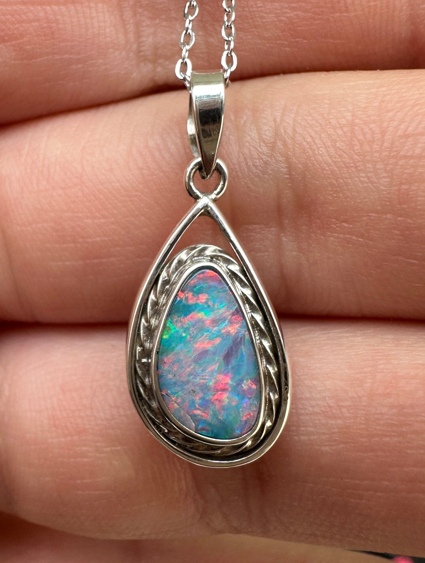 Coober Pedy opal doublet necklace - Australian natural Opal doublet set in sterling silver with chain 9.30 cts 