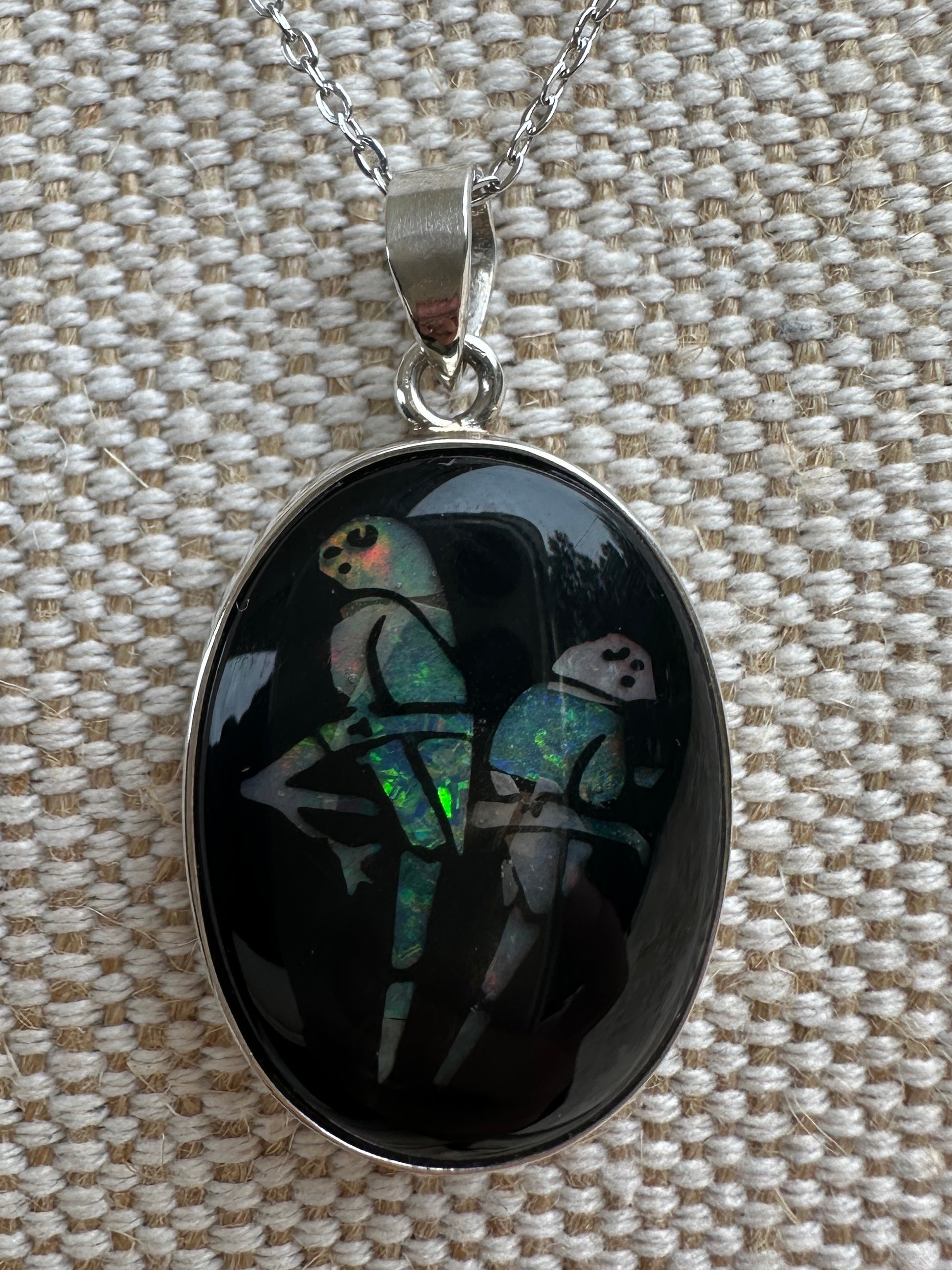 Coober Pedy Opal bird pendant - Australian Opal set in sterling silver 23 cts