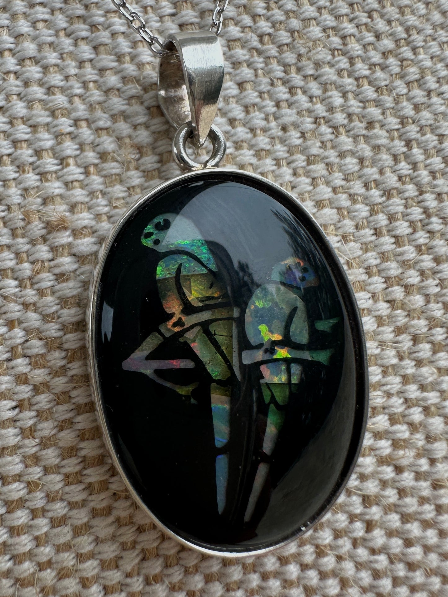 Coober Pedy Opal bird pendant - Australian Opal set in sterling silver 23 cts