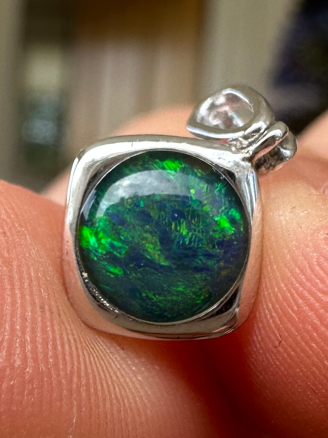 Australian muliticolored opal doublet drop pendant set in sterling silver 4.605 cts