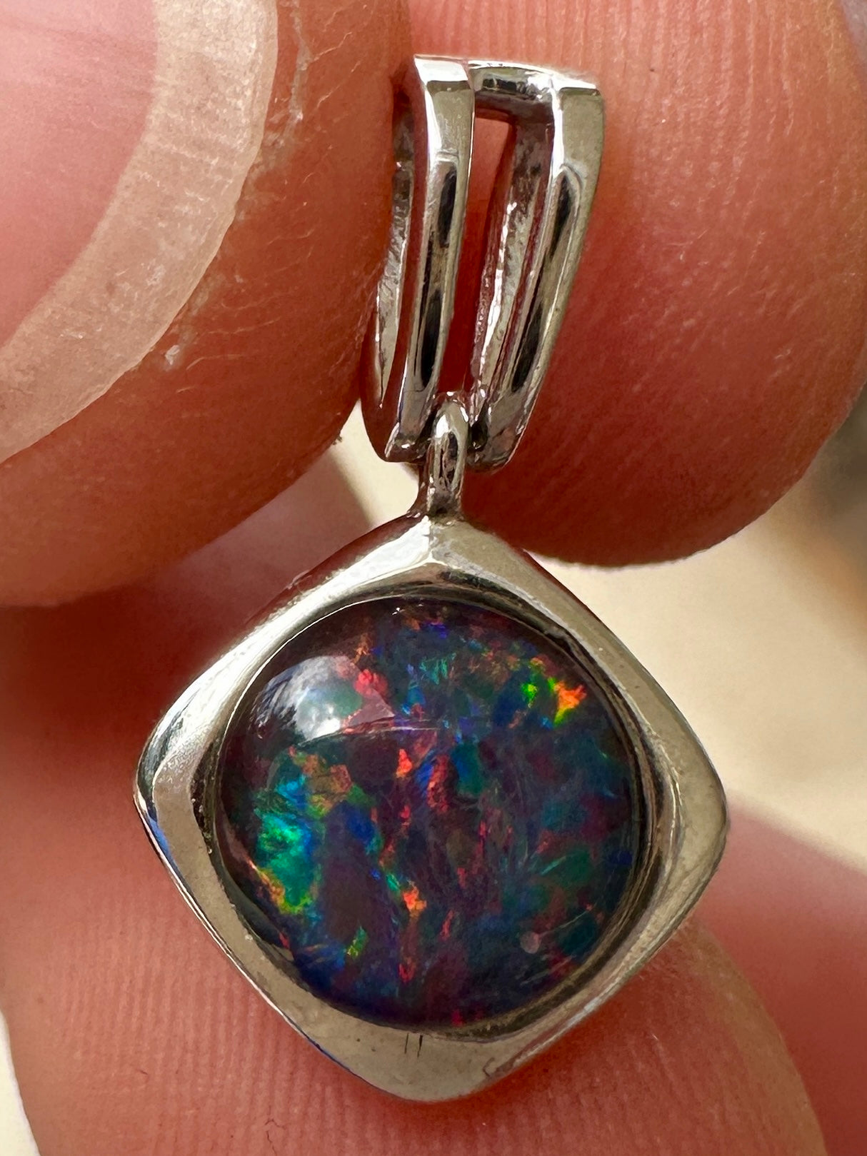 Australian muliticolored opal doublet drop pendant set in sterling silver 4.49 cts