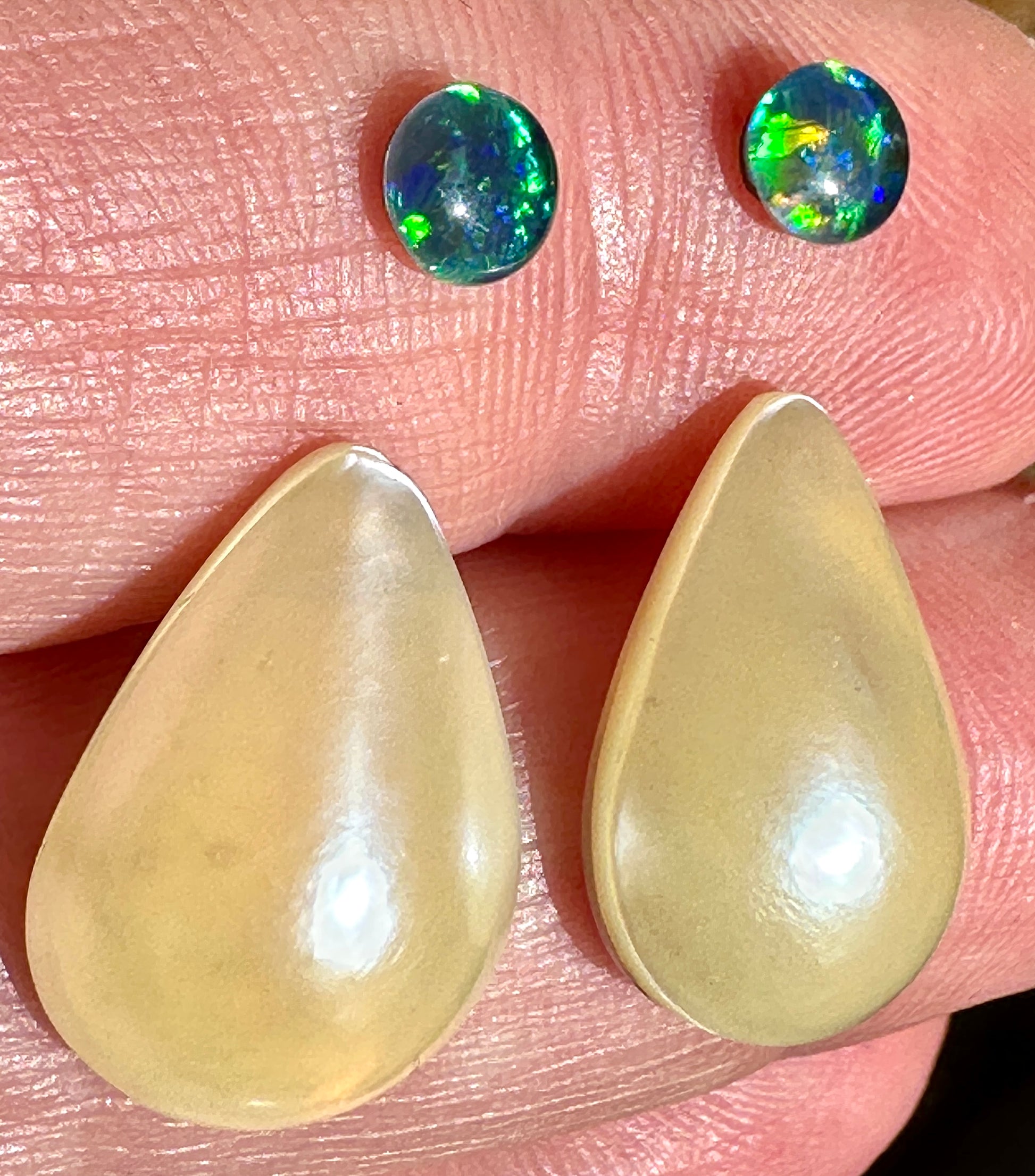 Australian Opal triplet & Mabe Pearl multicoloured unset earring pair 0.89 cts / 10.60 cts