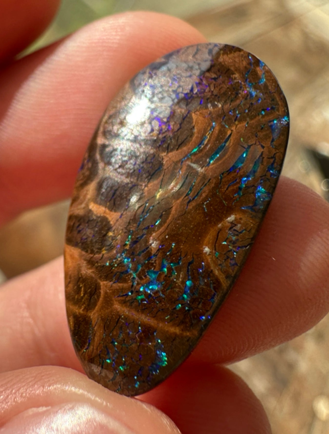 Australian Queensland Boulder green, blue & purple unset pendant opal 15.02 ct