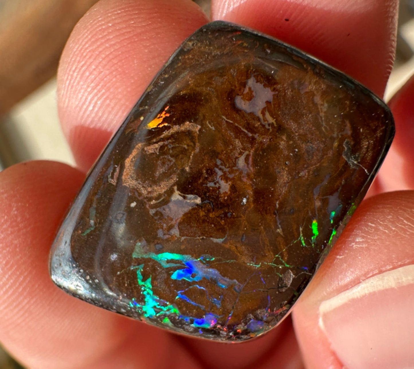 Australian Queensland Boulder multicolored unset pendant opal 25.44 ct