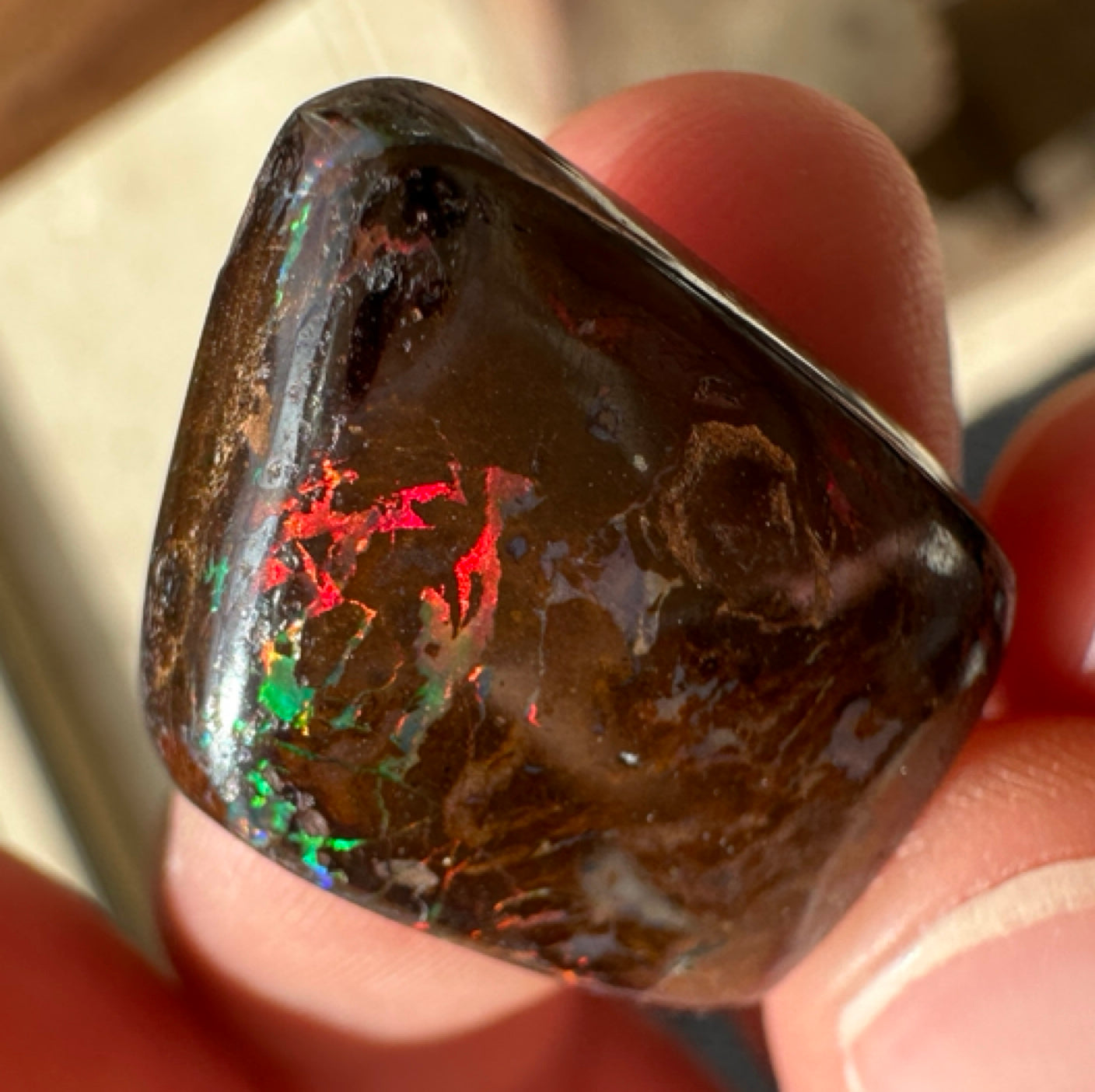 Australian Queensland Boulder multicolored unset pendant opal 25.44 ct