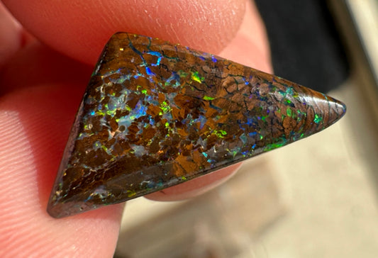 Australian Queensland Boulder multicolored unset pendant opal 5.03 ct