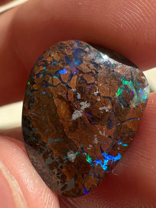 Australian Queensland Boulder multicolored unset pendant Opal 8.42 cts
