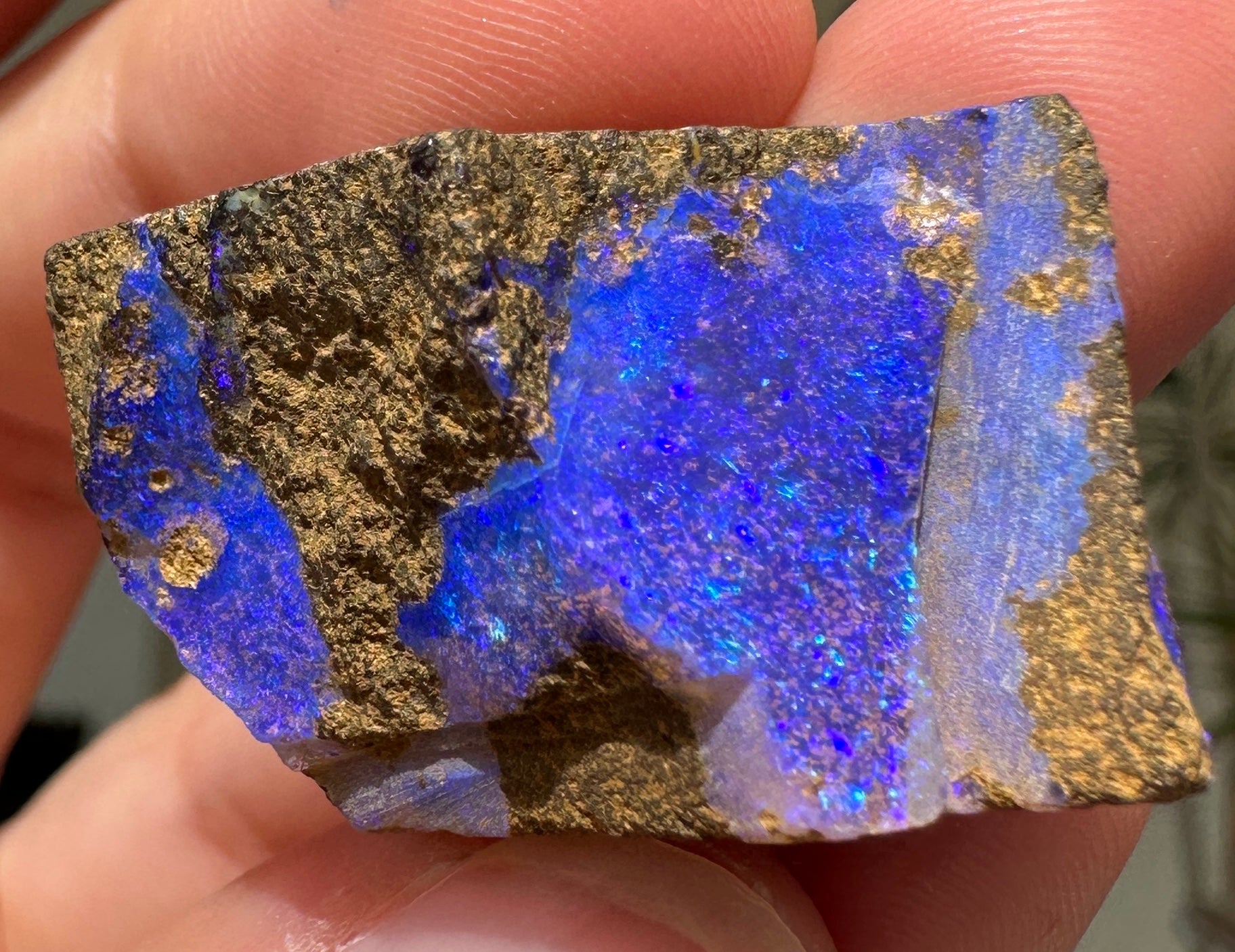 Australian Queensland Boulder opal rough large ring or pendant 60.975 cts