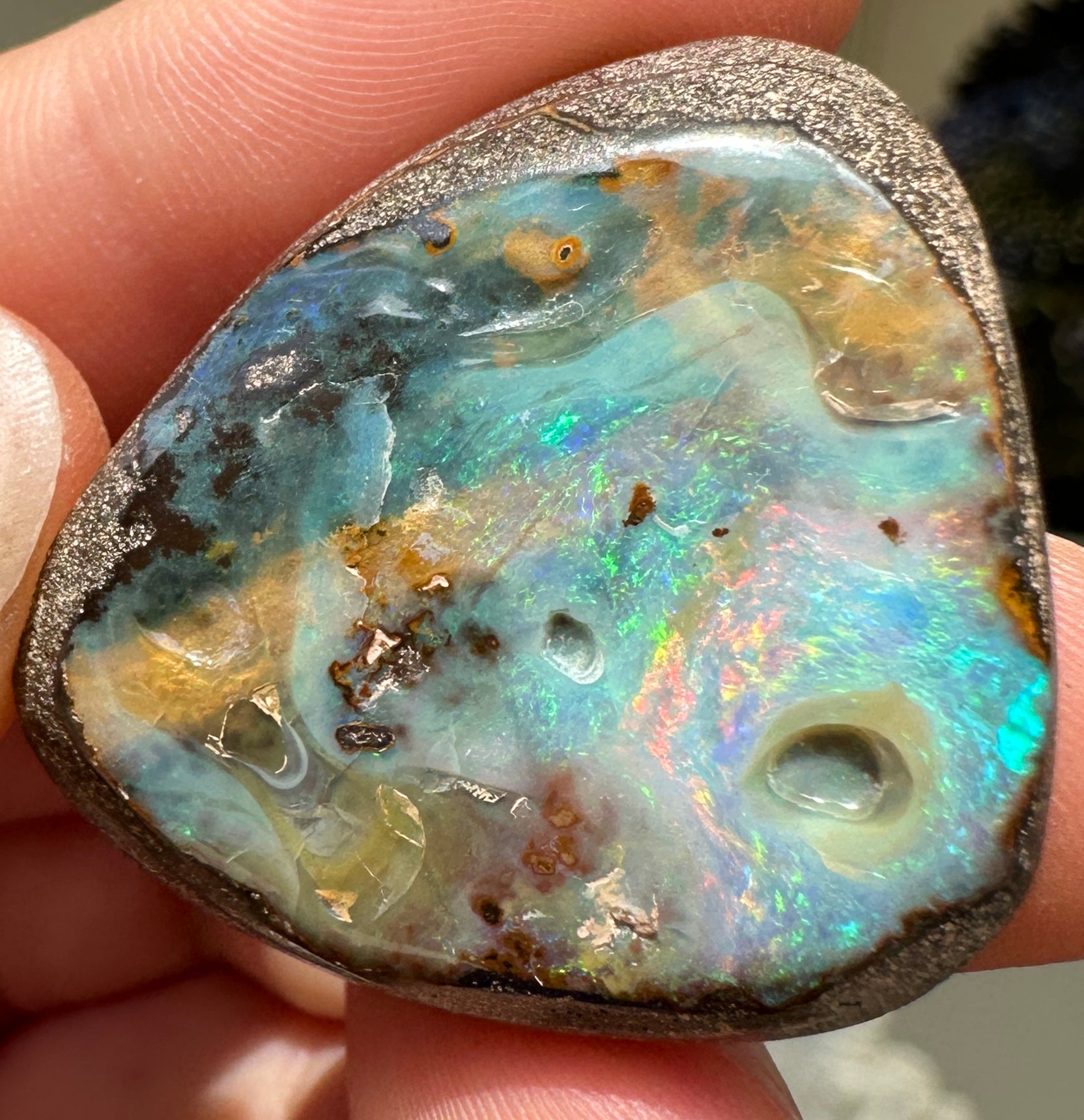 Australian Queensland Boulder opal rough large ring or pendant 84.795 cts