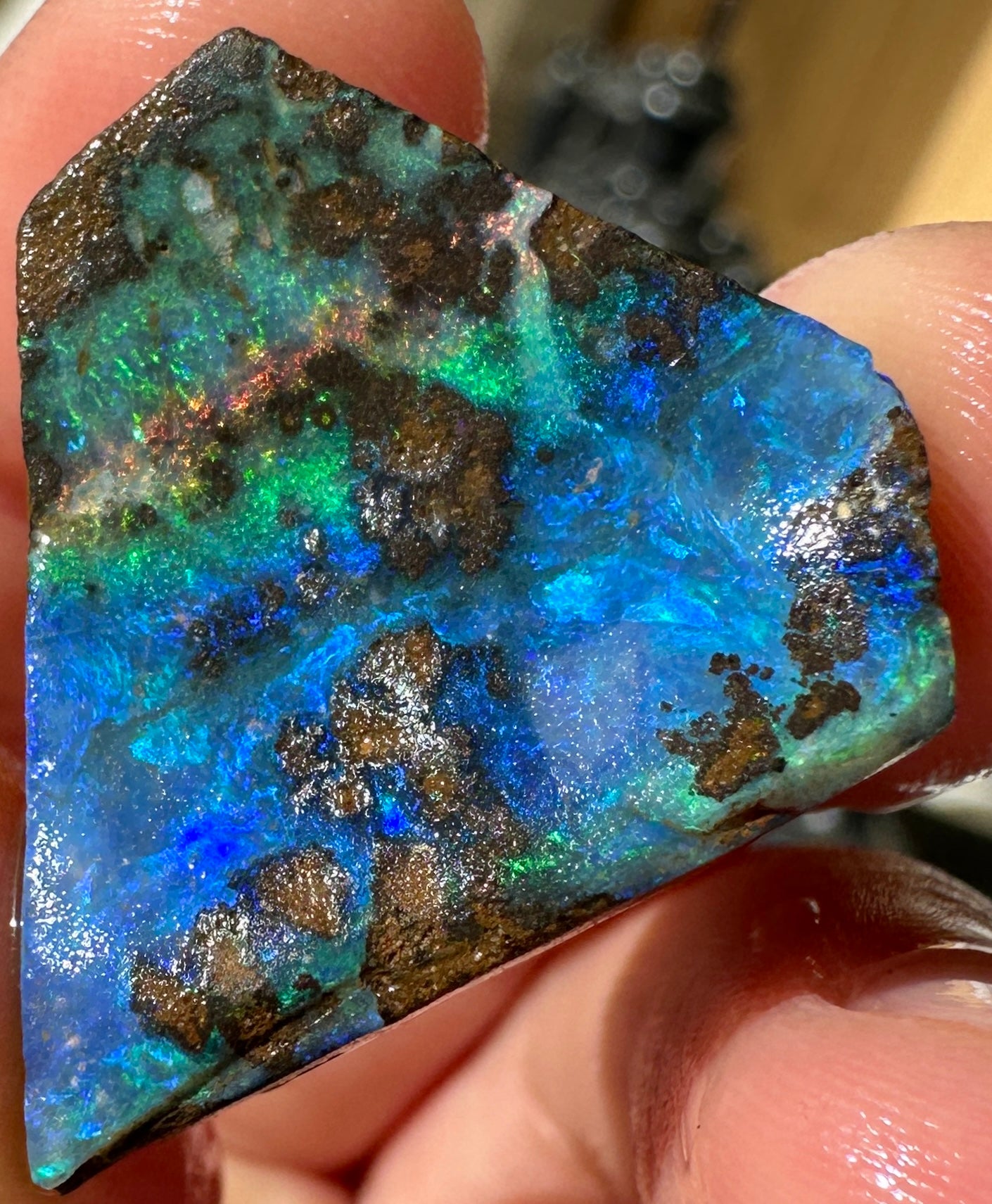 Australian Queensland Boulder opal rough large ring or pendant 24.035 cts