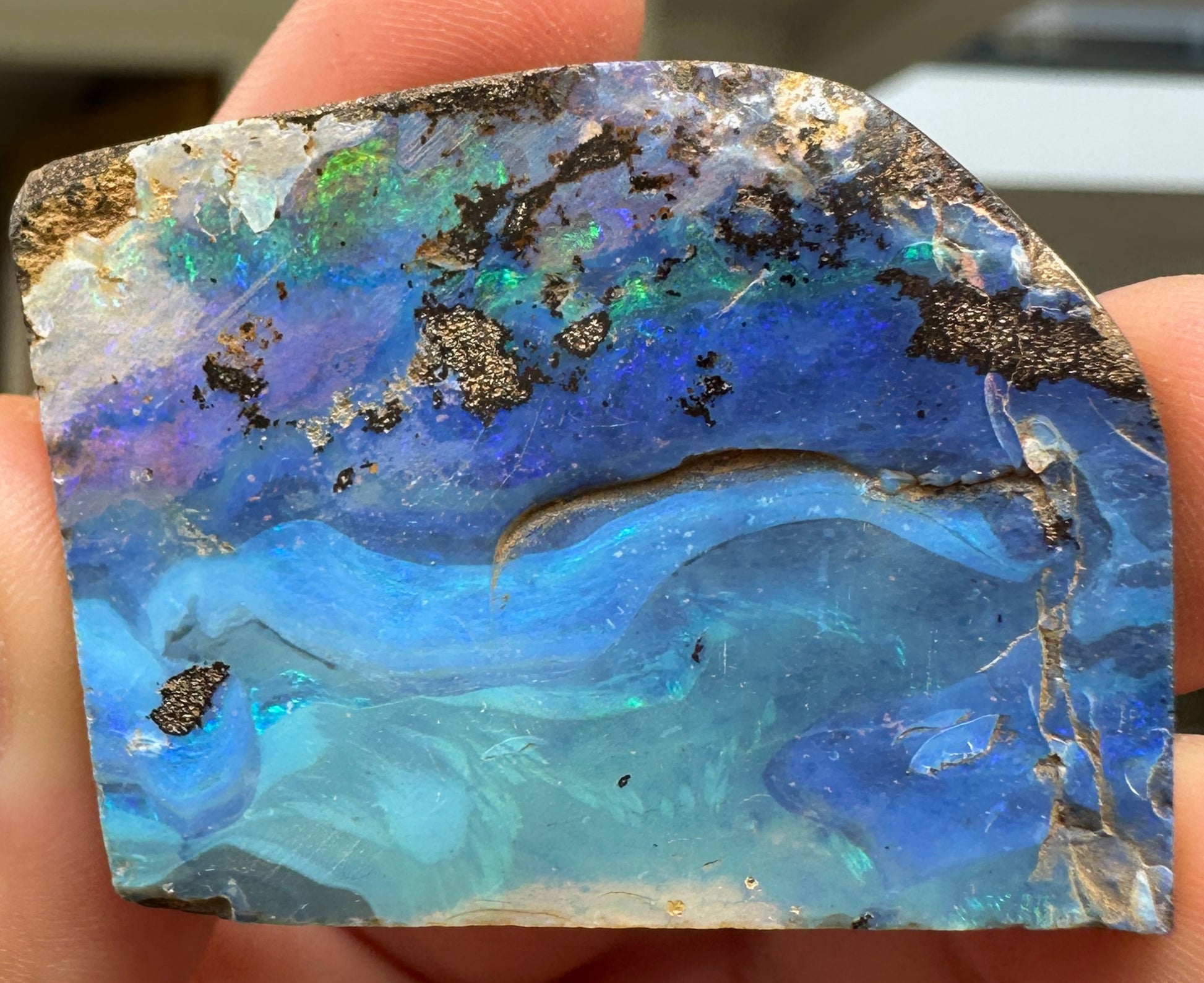 Australian Queensland Boulder opal rough large ring or pendant 140.045 cts