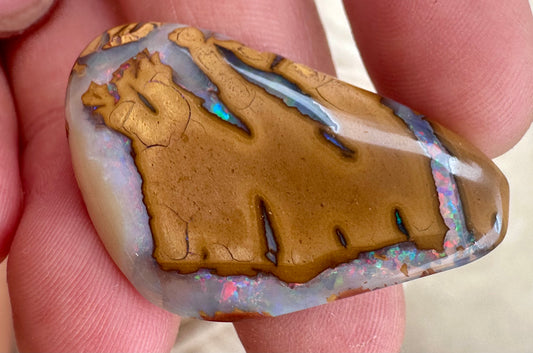 Australian Queensland Boulder Unset pendant or ring opal 21 ct