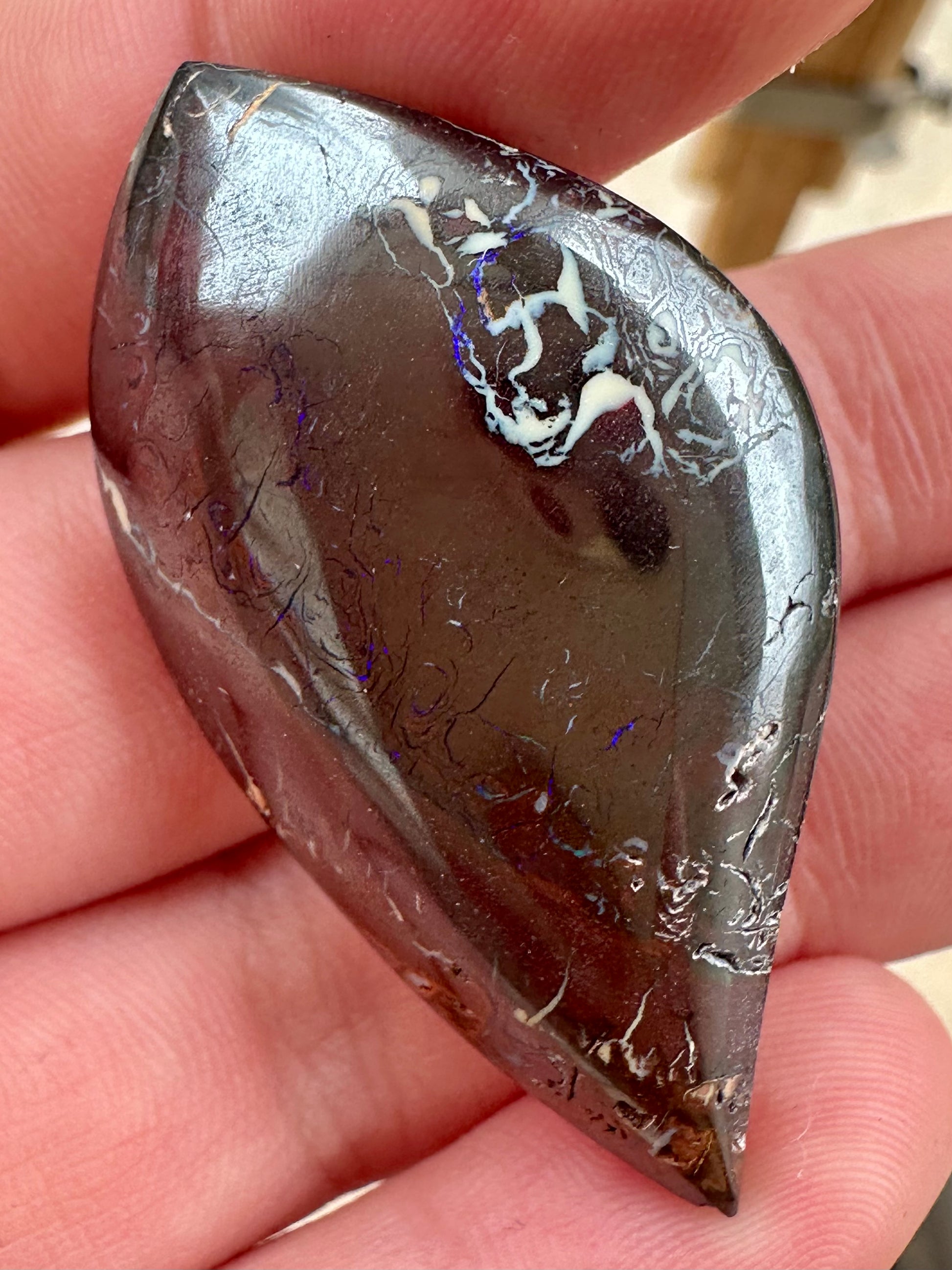 Australian Queensland Boulder Unset pendant or ring opal 67.40 ct