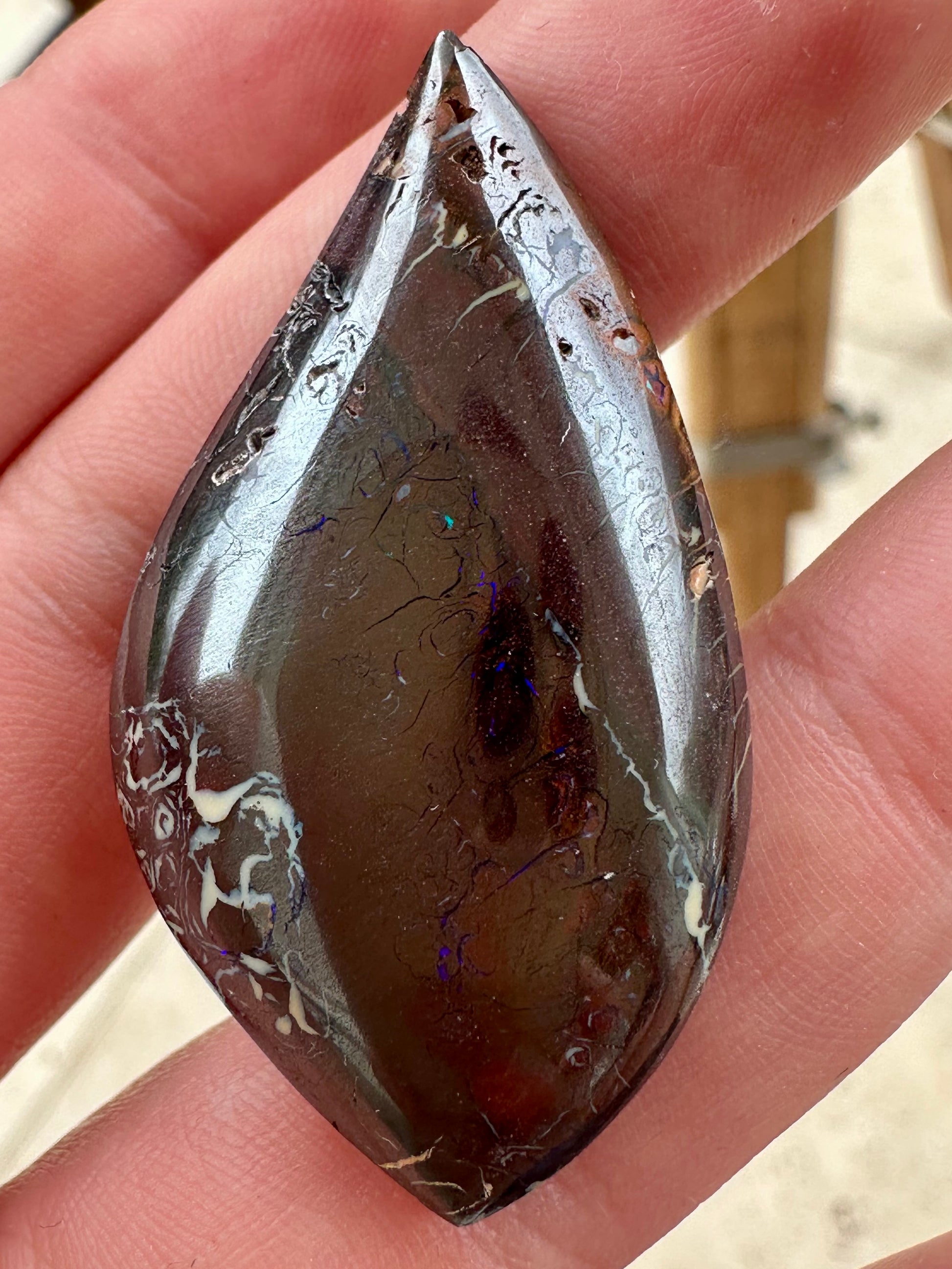 Australian Queensland Boulder Unset pendant or ring opal 67.40 ct