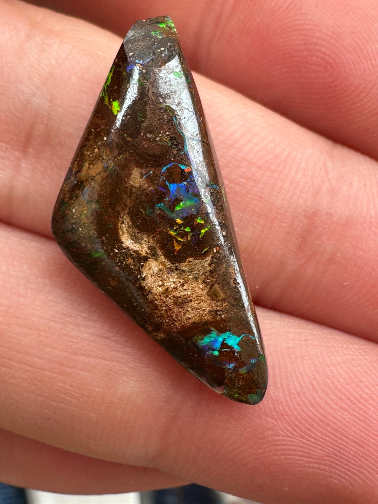 Opal Australian Queensland boulder unset pendant or ring multicolored opal 10cts