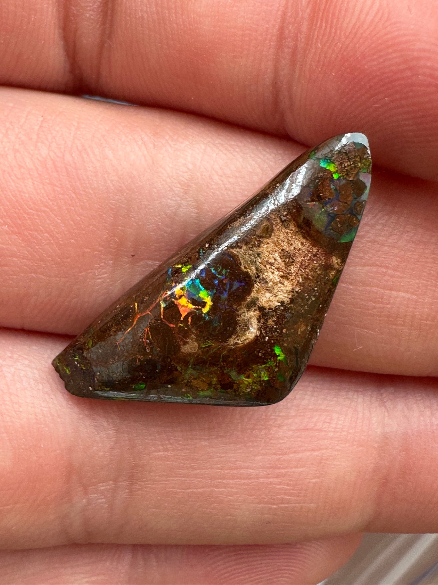 Opal Australian Queensland boulder unset pendant or ring multicolored opal 10cts