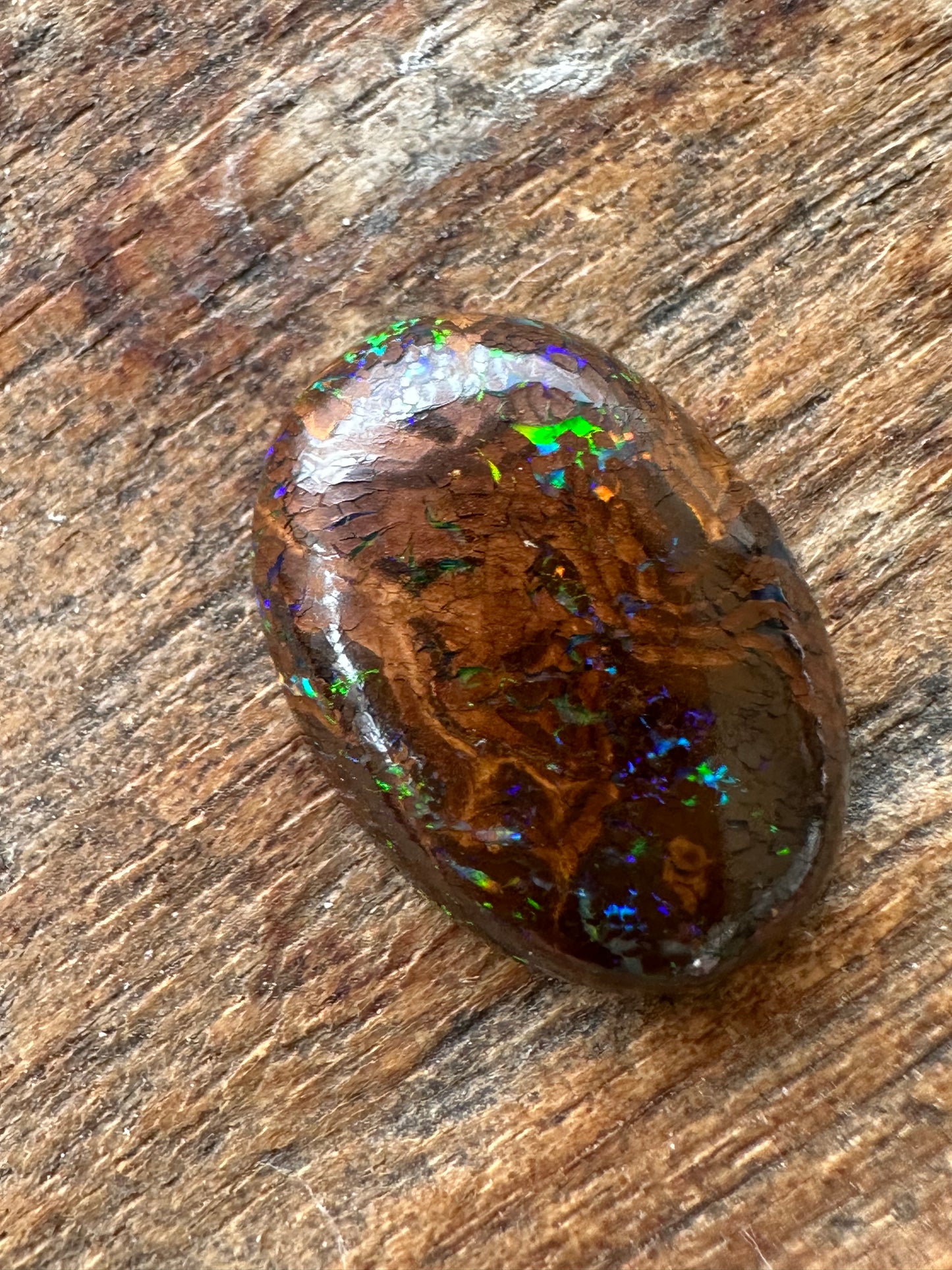 Opal Australian Queensland boulder unset pendant or ring multicolored opal 10cts