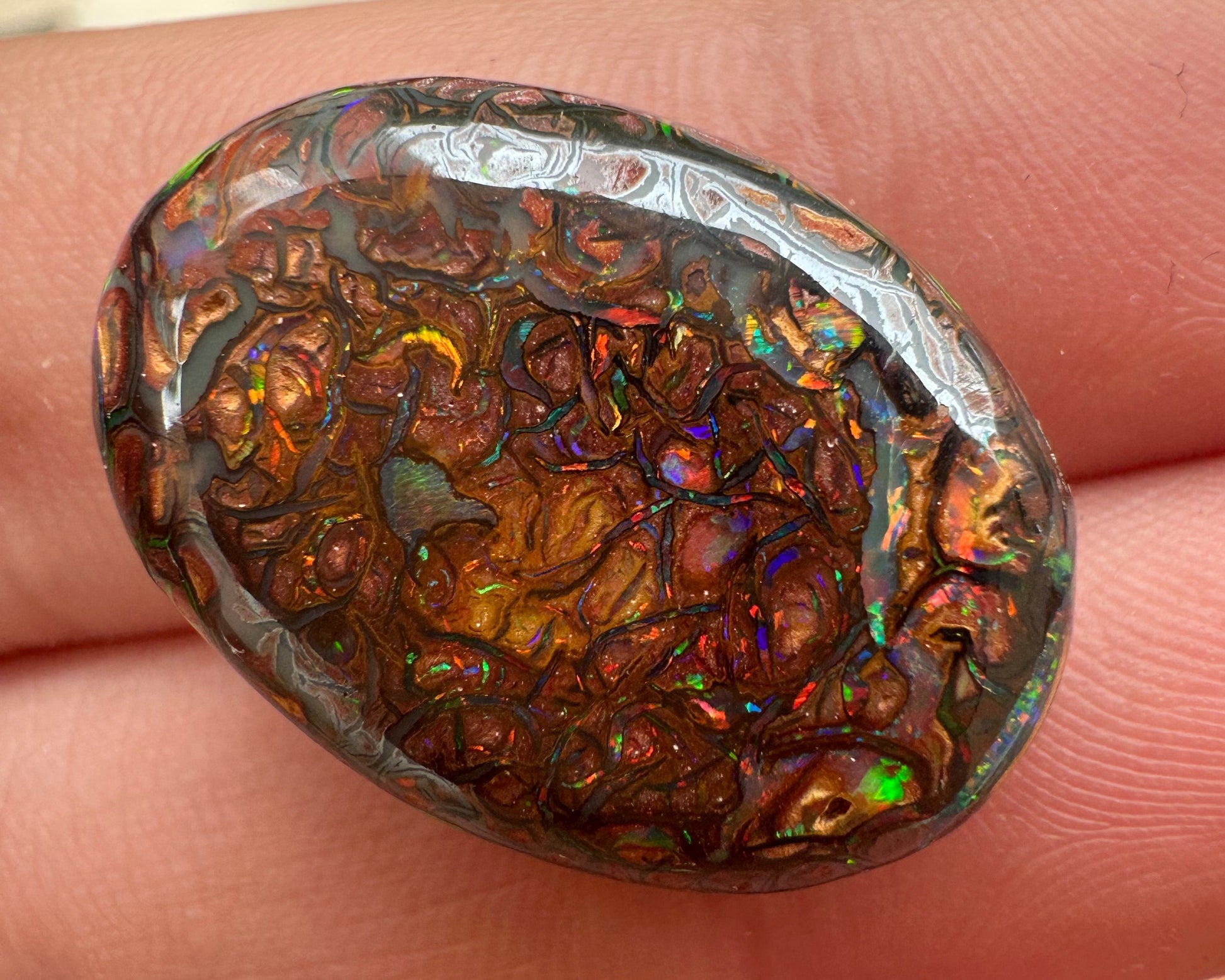 Opal Australian Queensland boulder unset pendant or ring multicolored opal 15.50 cts