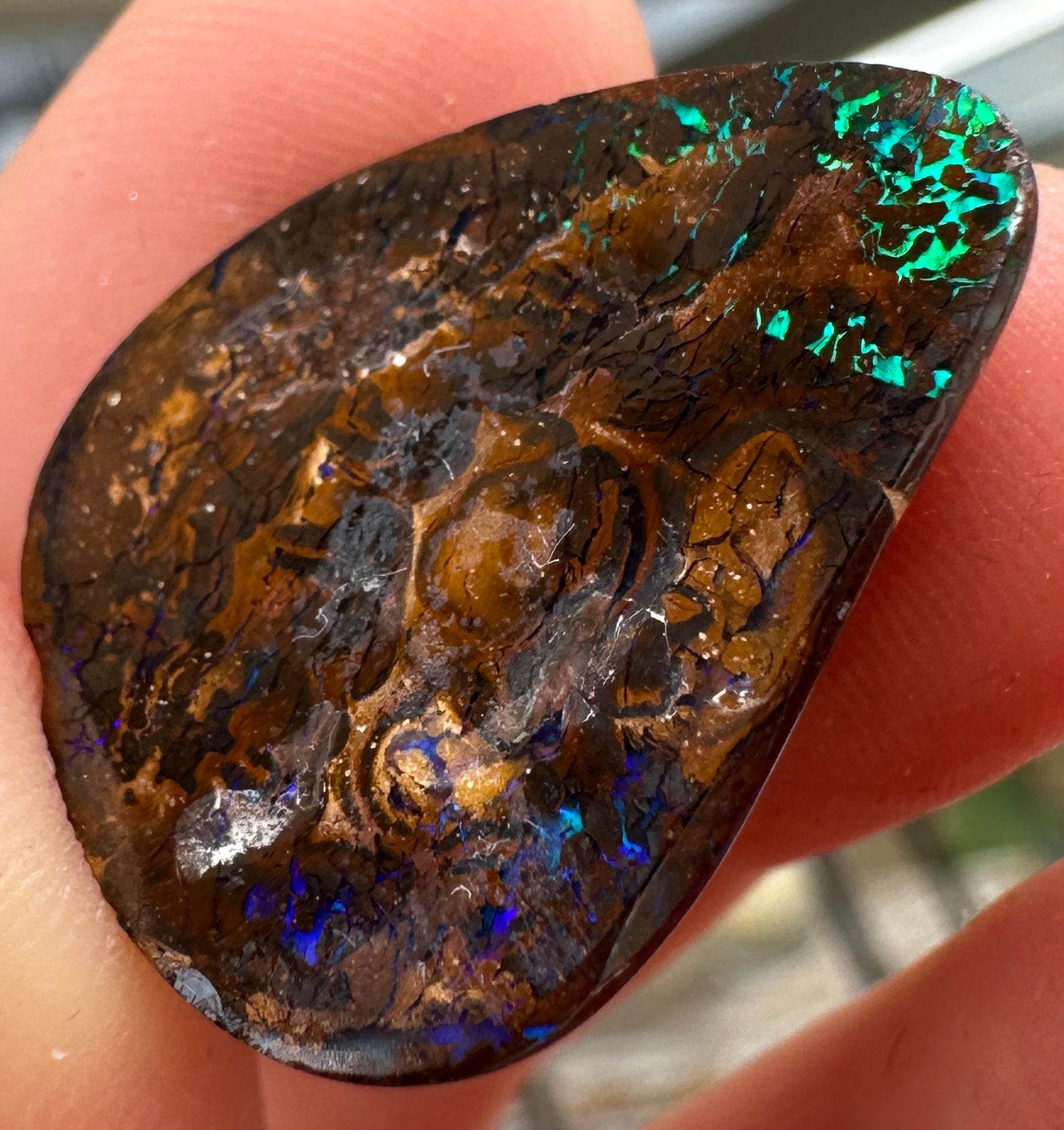 Opal Essence Queensland cut Boulder opal unset pendant or ring 18.6 cts