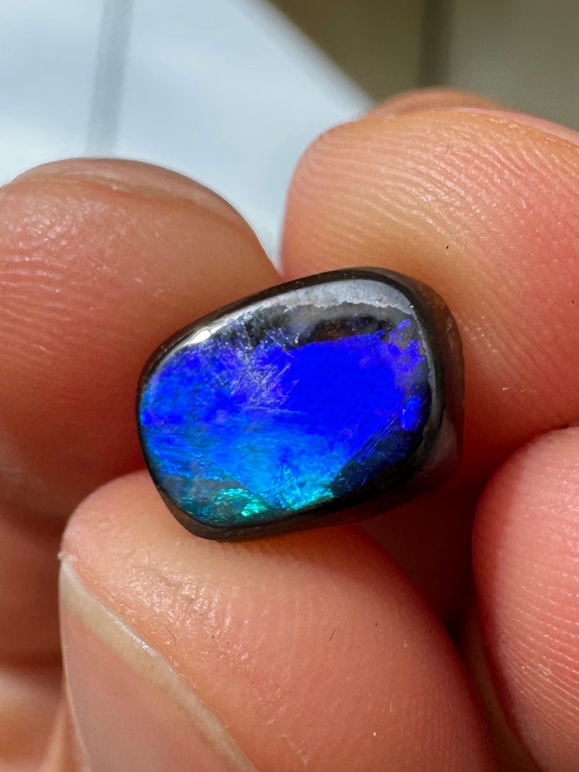 Opal Essence Queensland Boulder opal cut stone pendant or ring 2.95 cts