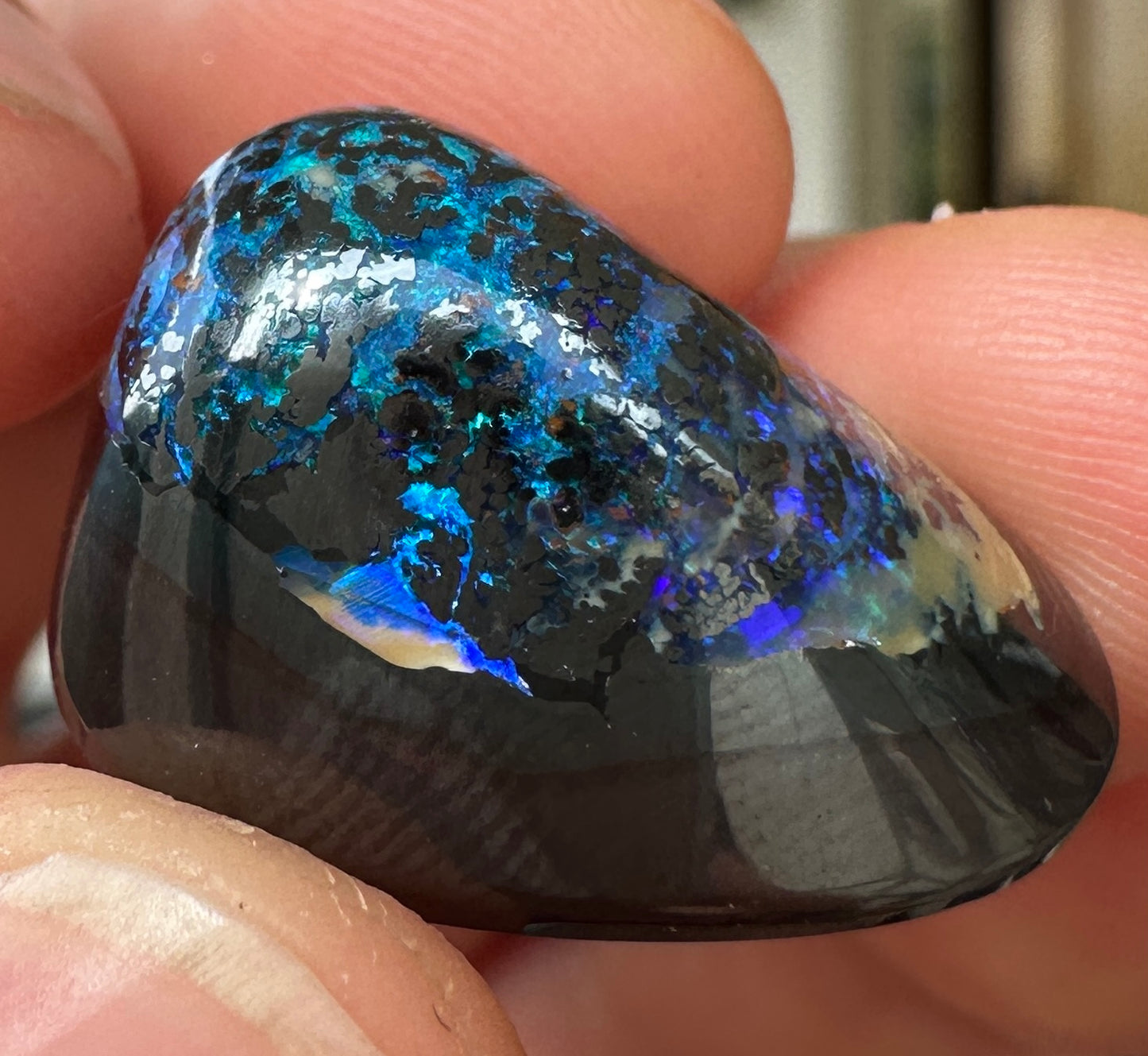Opal Essence Queensland Boulder opal cut stone pendant or ring 25.8 cts