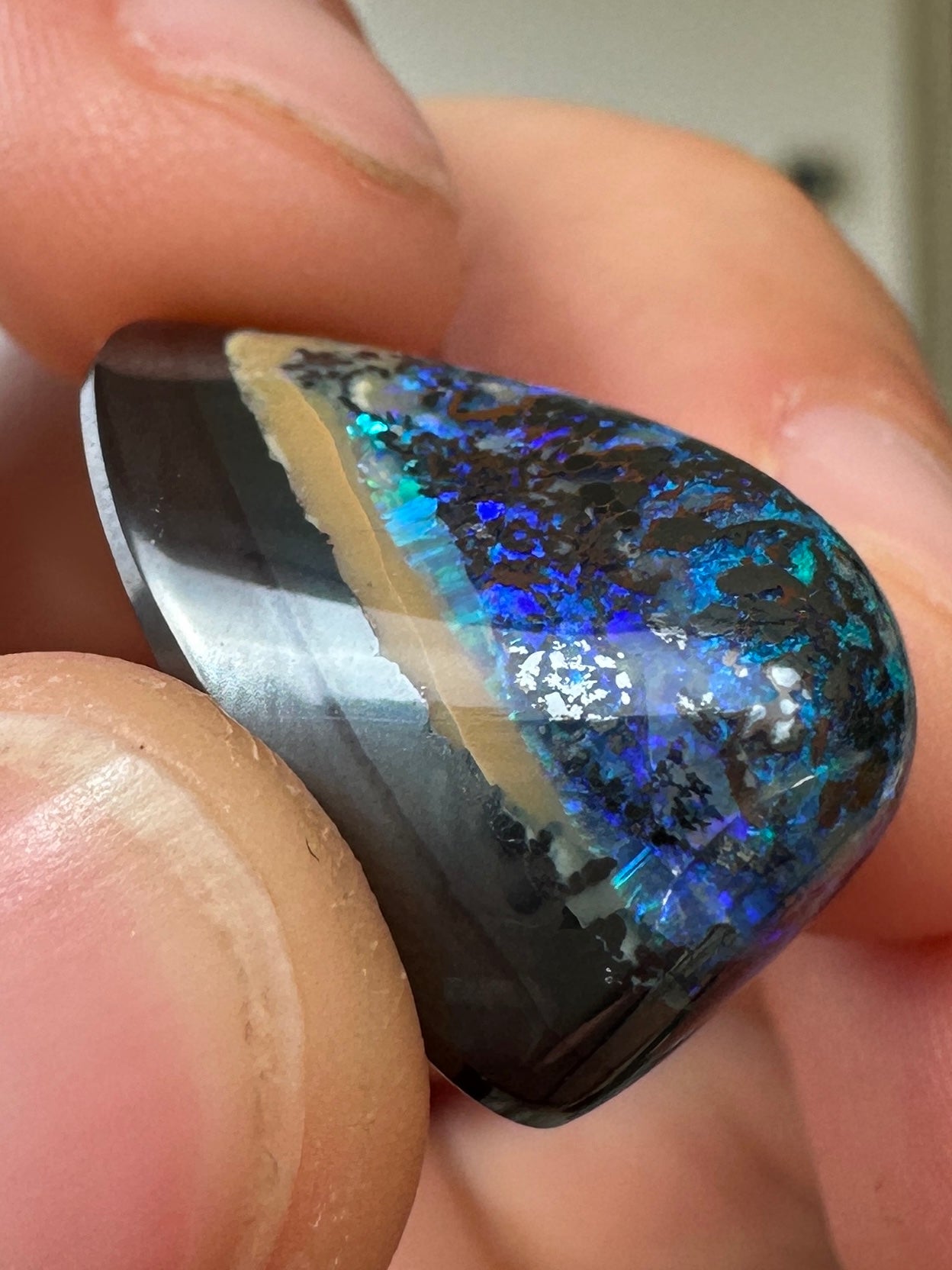 Opal Essence Queensland Boulder opal cut stone pendant or ring 25.8 cts