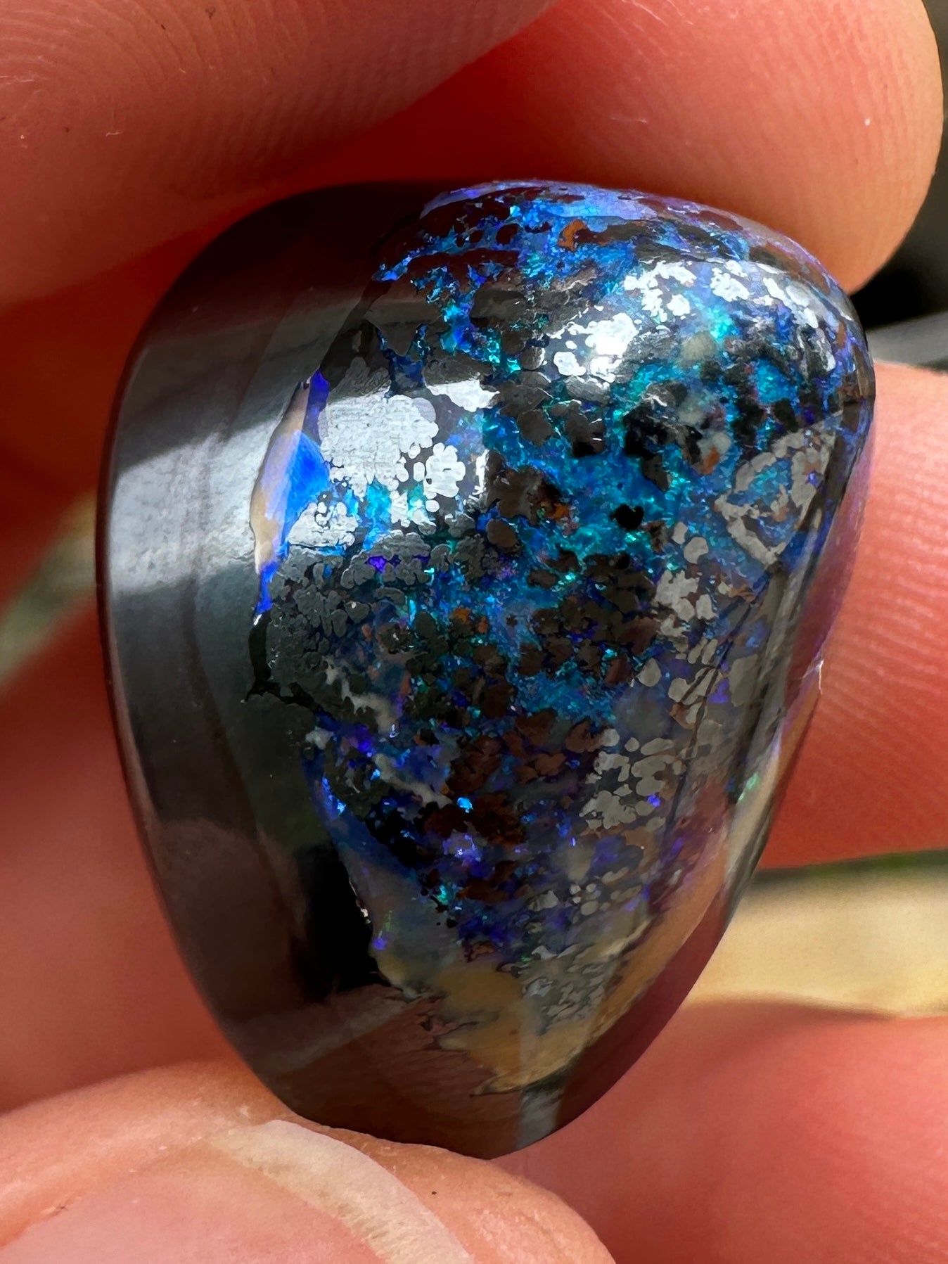 Opal Essence Queensland Boulder opal cut stone pendant or ring 25.8 cts