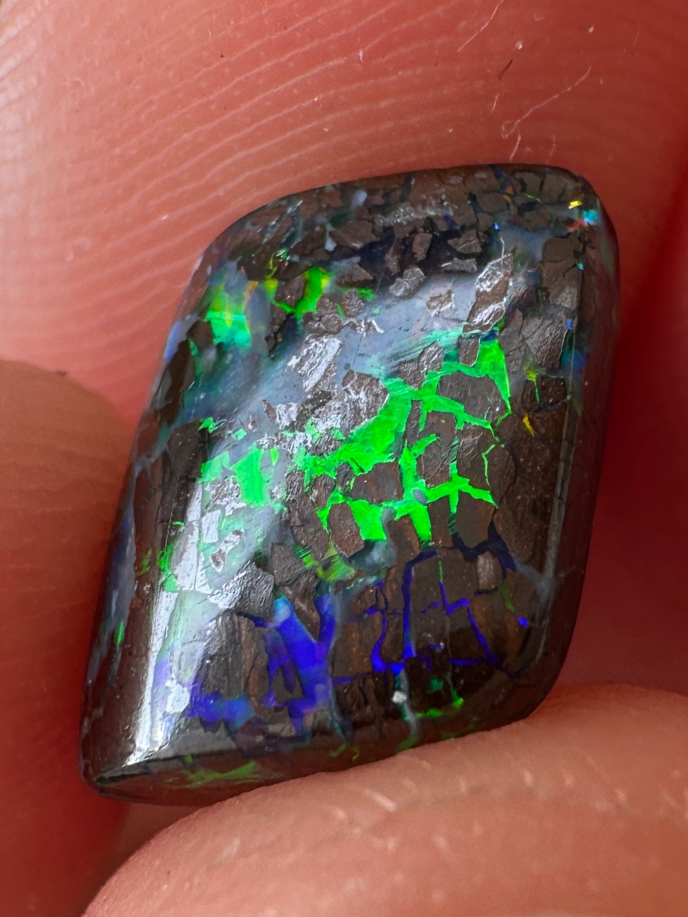 Opal Essence Queensland Boulder opal cut stone pendant or ring 3.45 cts