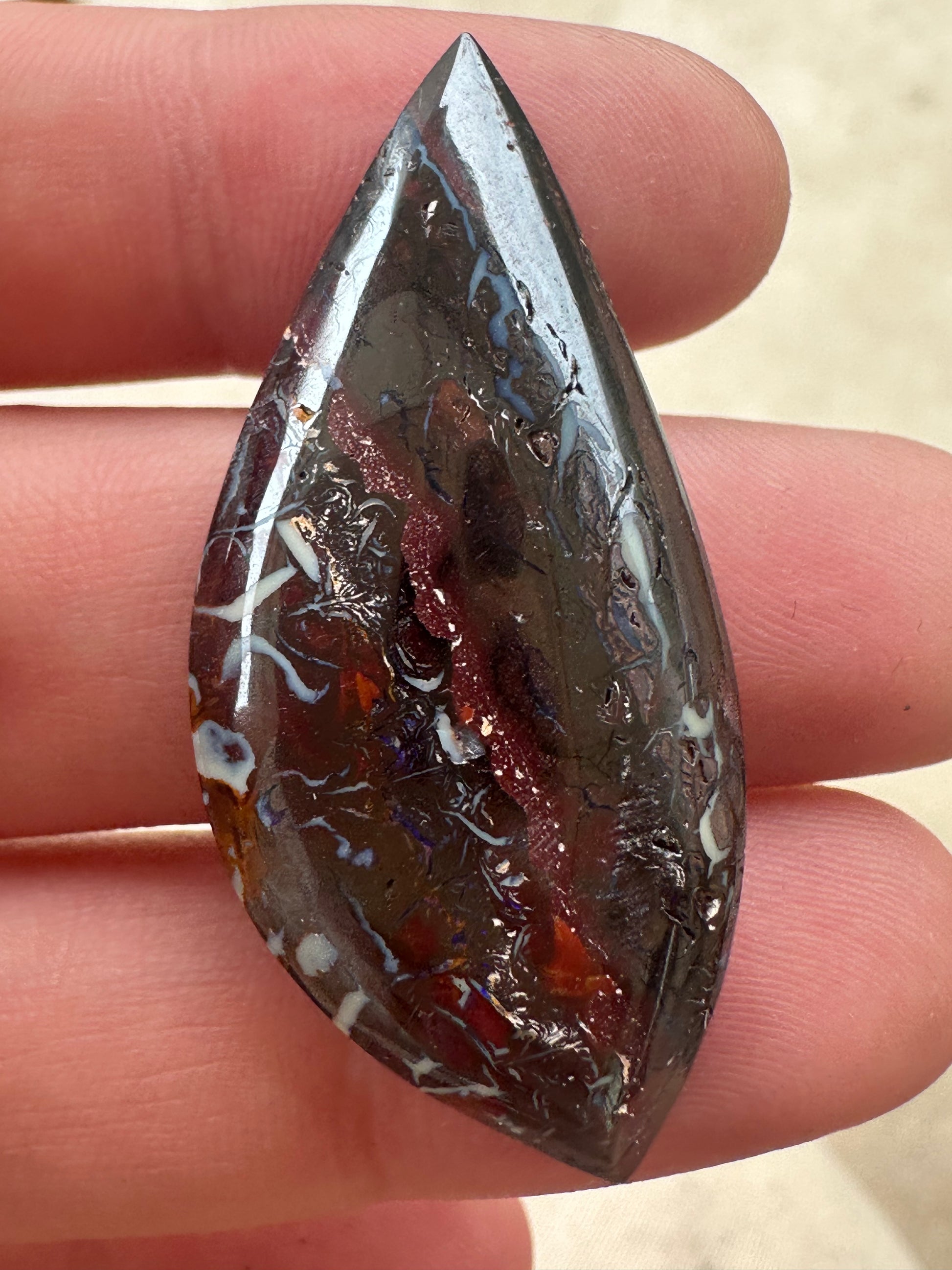 Opal Australian Queensland boulder unset pendant or ring multicolored opal 38.5cts