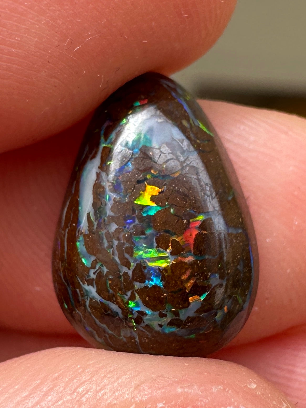 Opal Essence Queensland Boulder opal cut stone pendant or ring 5 cts