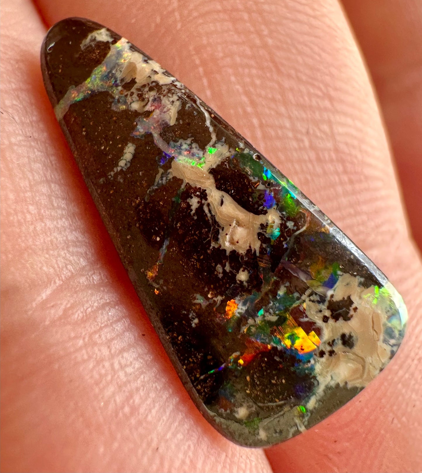 Opal Australian Queensland boulder unset pendant or ring multicolored opal 5.5cts