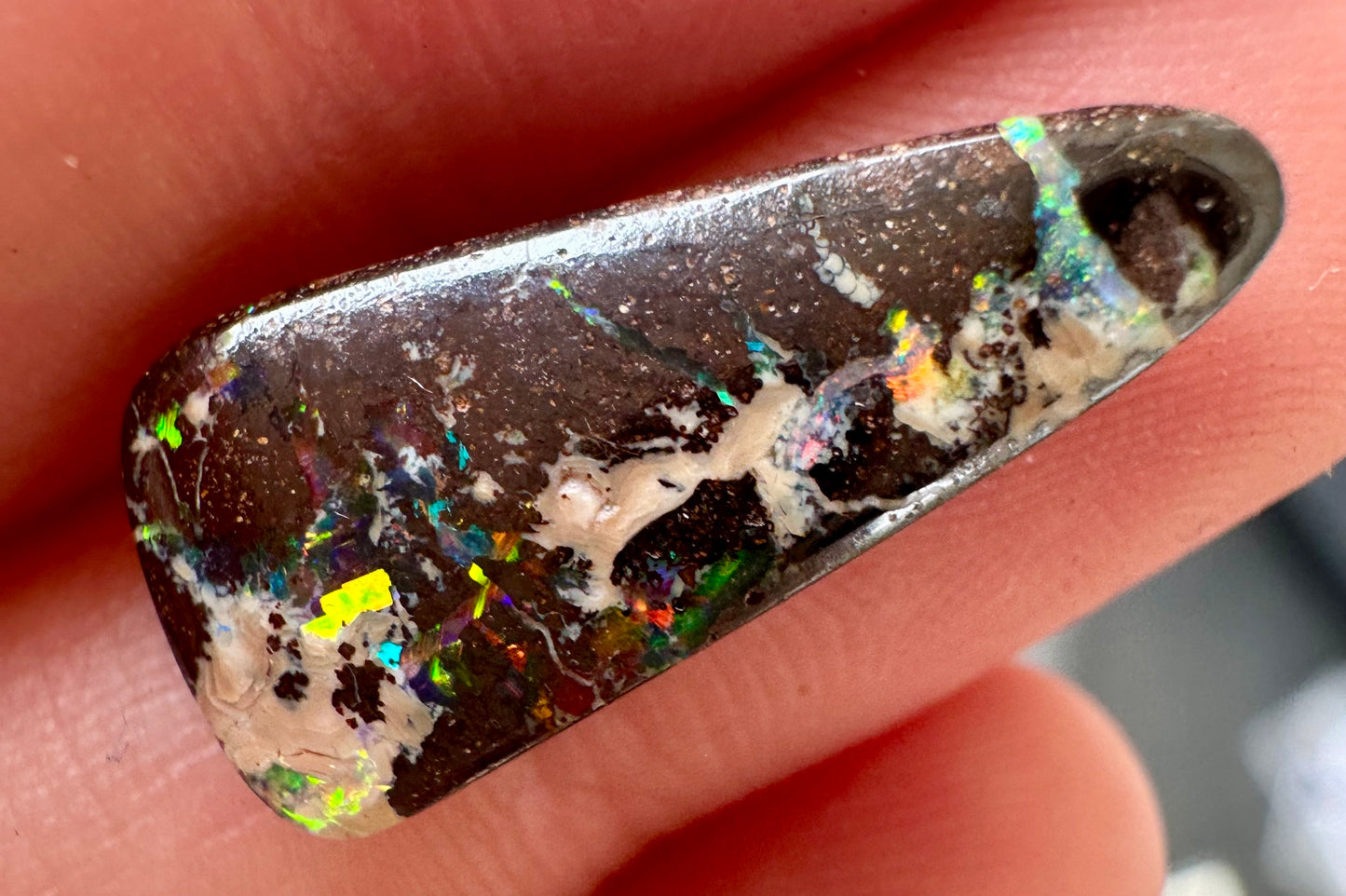 Opal Australian Queensland boulder unset pendant or ring multicolored opal 5.5cts