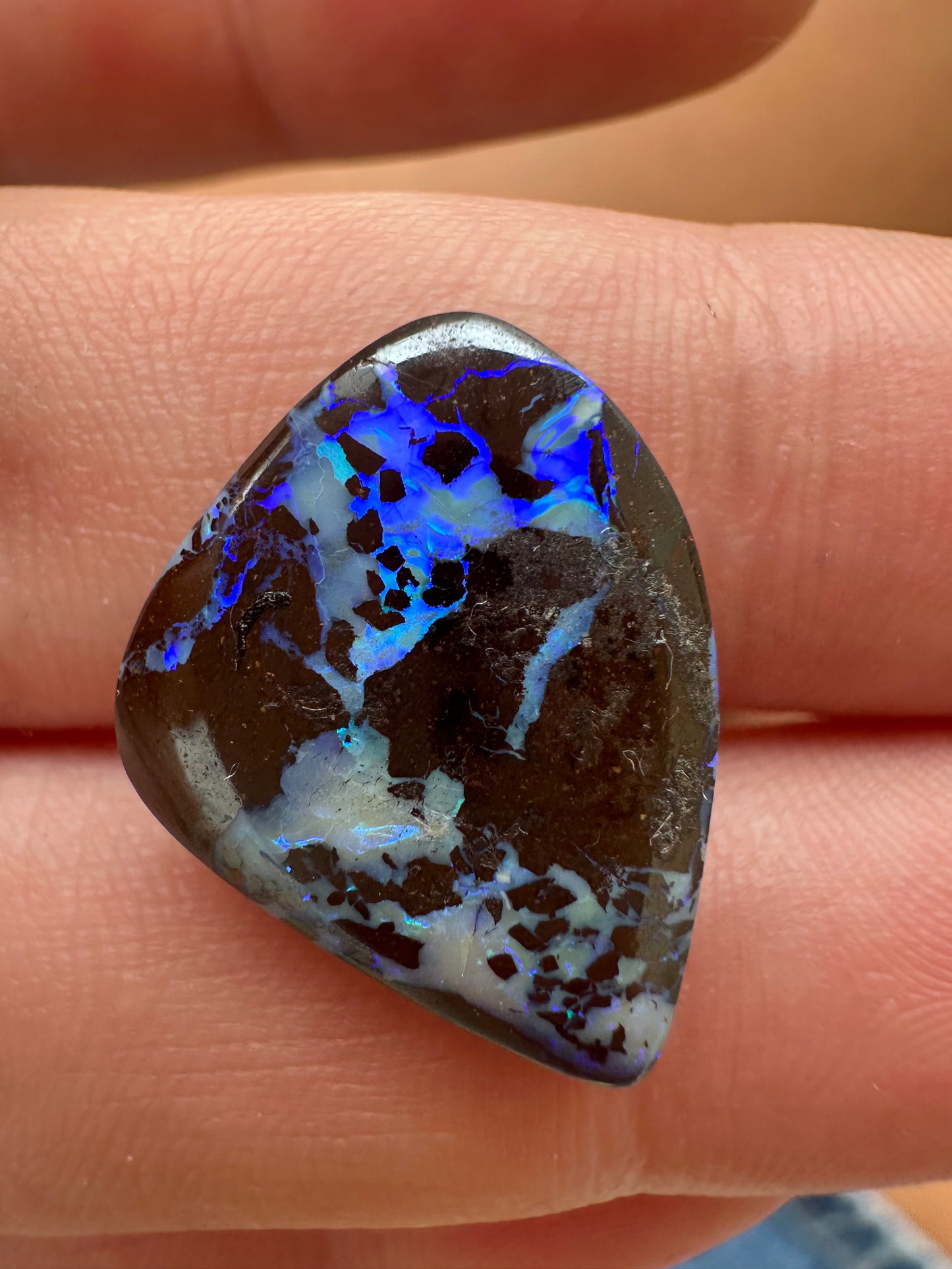 Opal Australian Queensland boulder unset pendant or ring multicolored opal 9.85cts