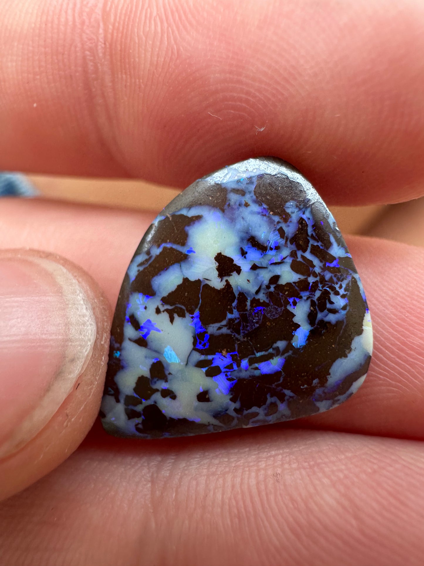 Opal Australian Queensland boulder unset pendant or ring multicolored opal 9.85cts
