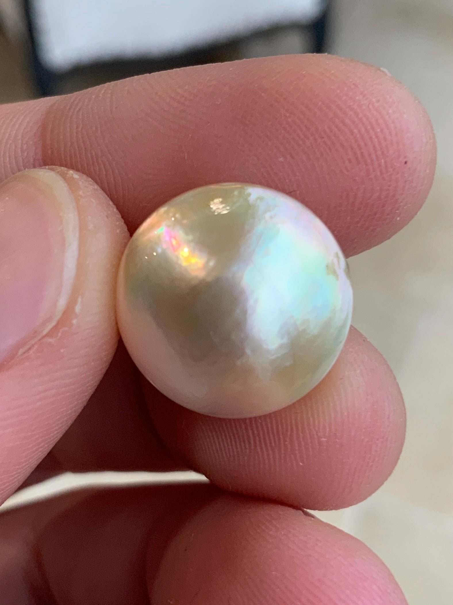 Opal Essence Australian Mabe Blister Pearl White Round pendant or ring  