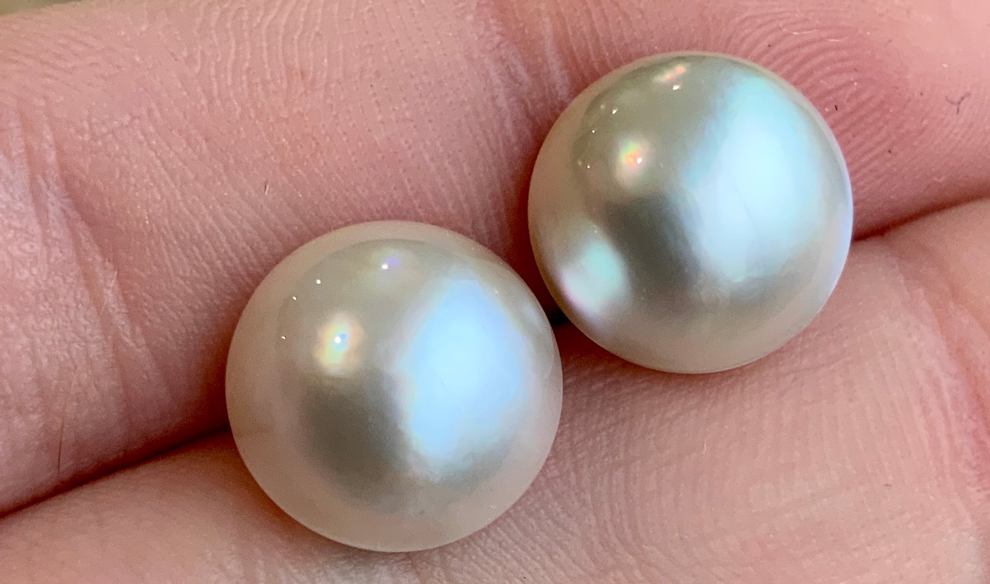 Opal Essence Australian Mabe Blister Pearl White Rounds pendant or ring  