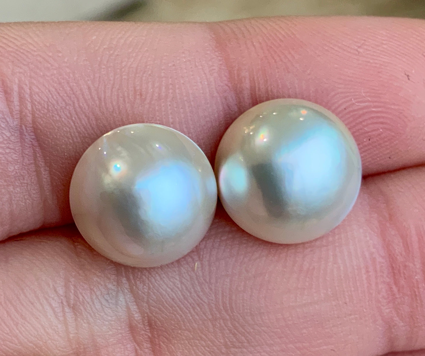 Opal Essence Australian Mabe Blister Pearl White Rounds pendant or ring  