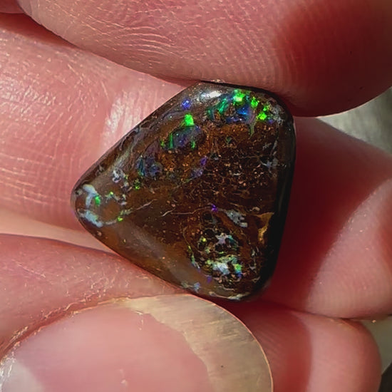 Triangular Queensland Boulder Opal 8.7 cts