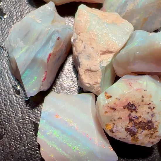 Opal Essence Australian Lambina Rough Grey Base opal multicolored Unset 