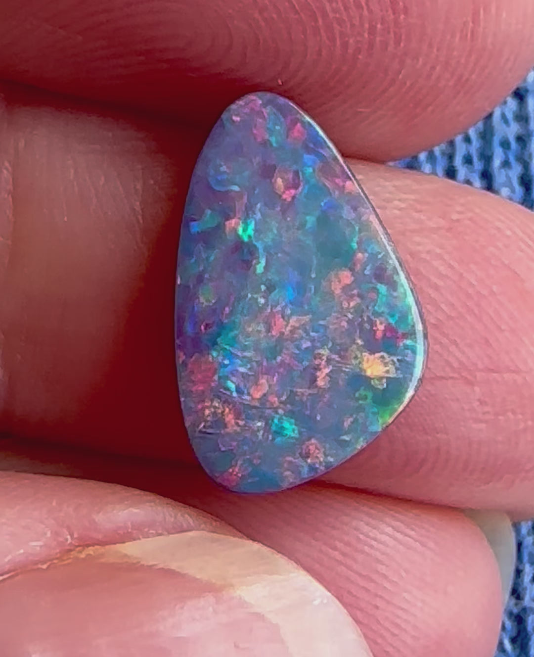 Natural Australian Opal Doublet 2.8 cts